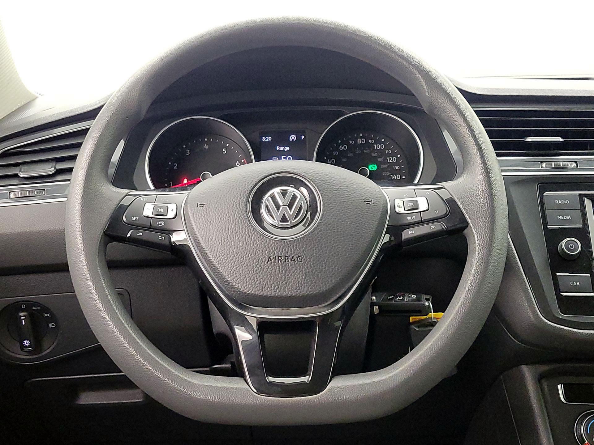 Thumbnail: 2019 Volkswagen Tiguan - 10
