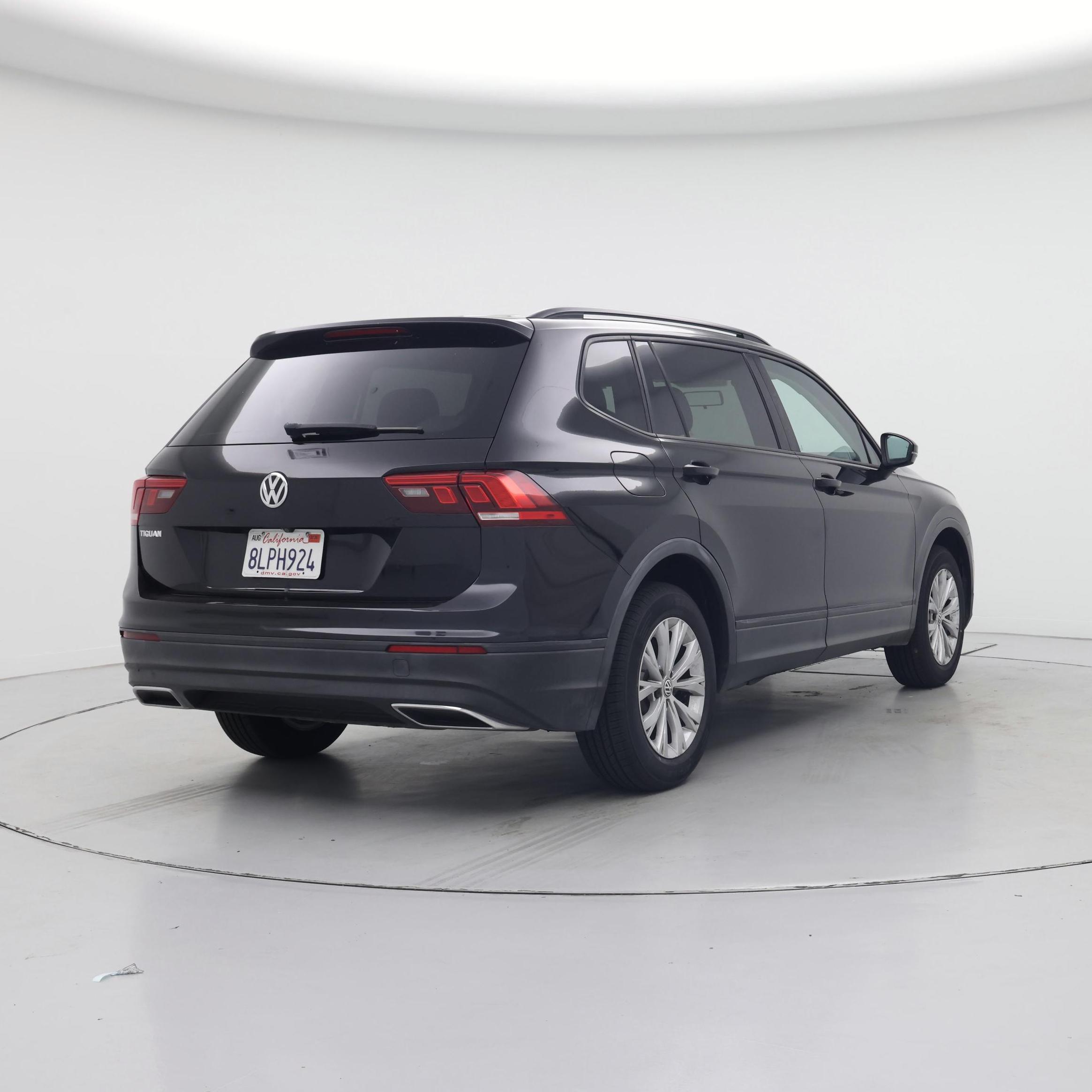 Thumbnail: 2019 Volkswagen Tiguan - 8