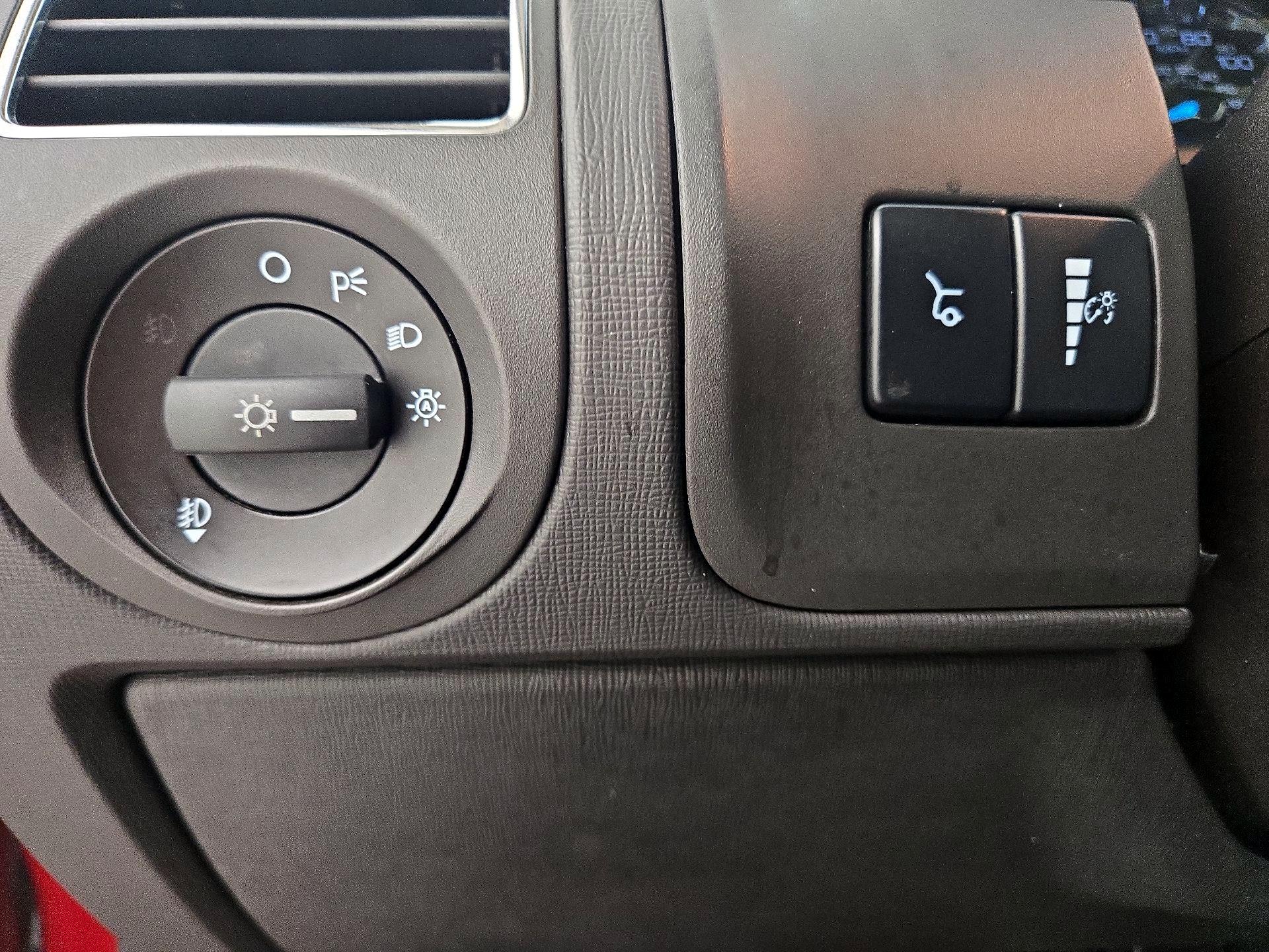 Thumbnail: 2015 Ford Flex - 13