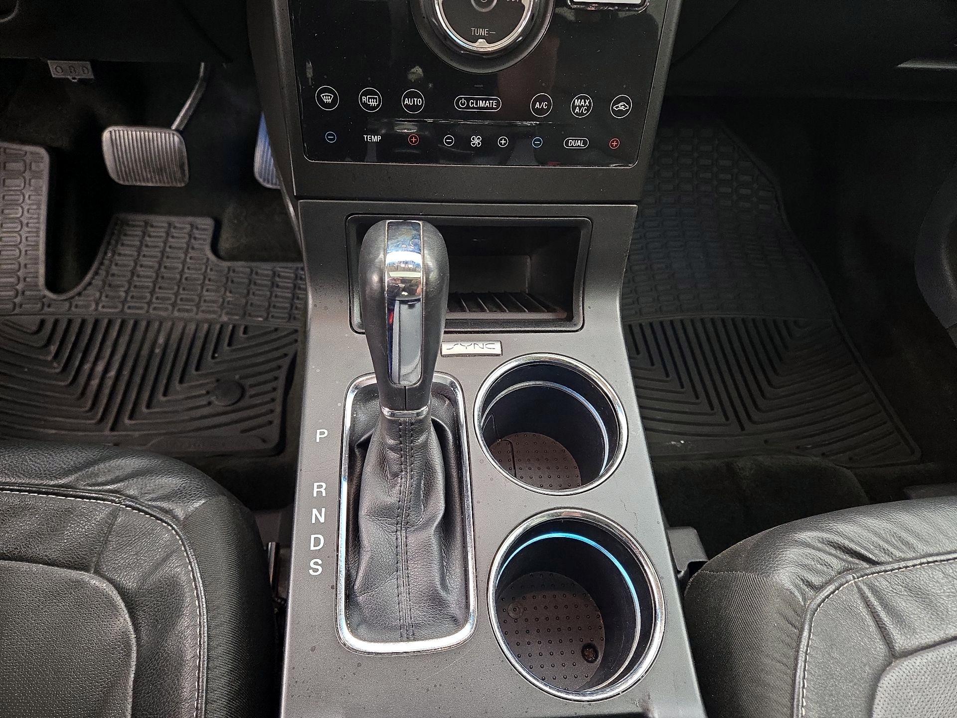 Thumbnail: 2015 Ford Flex - 18