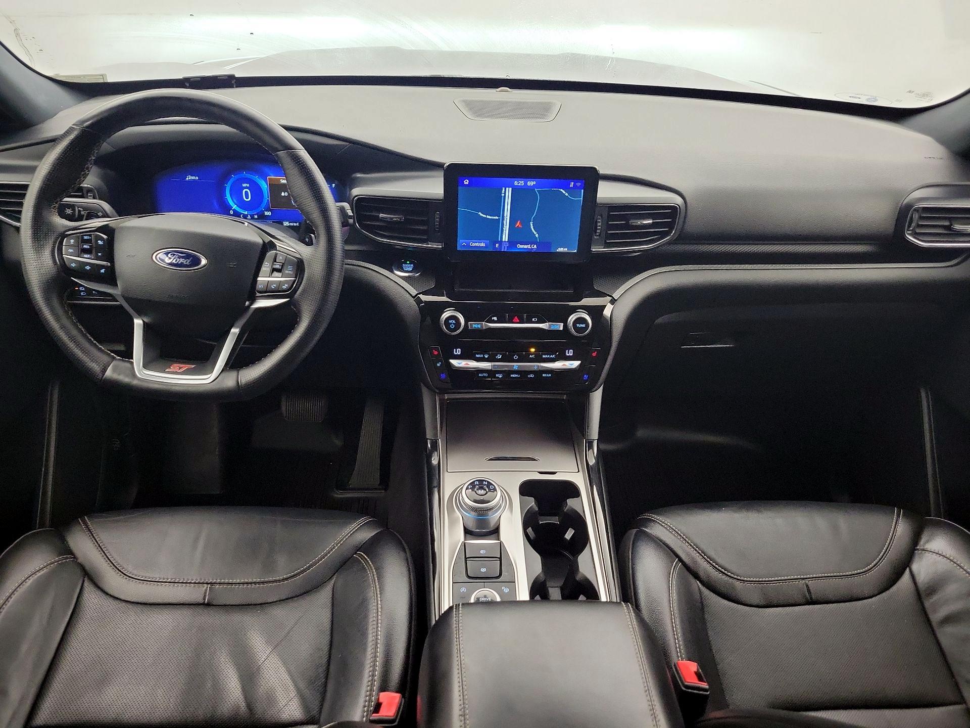 Thumbnail: 2021 Ford Explorer - 9