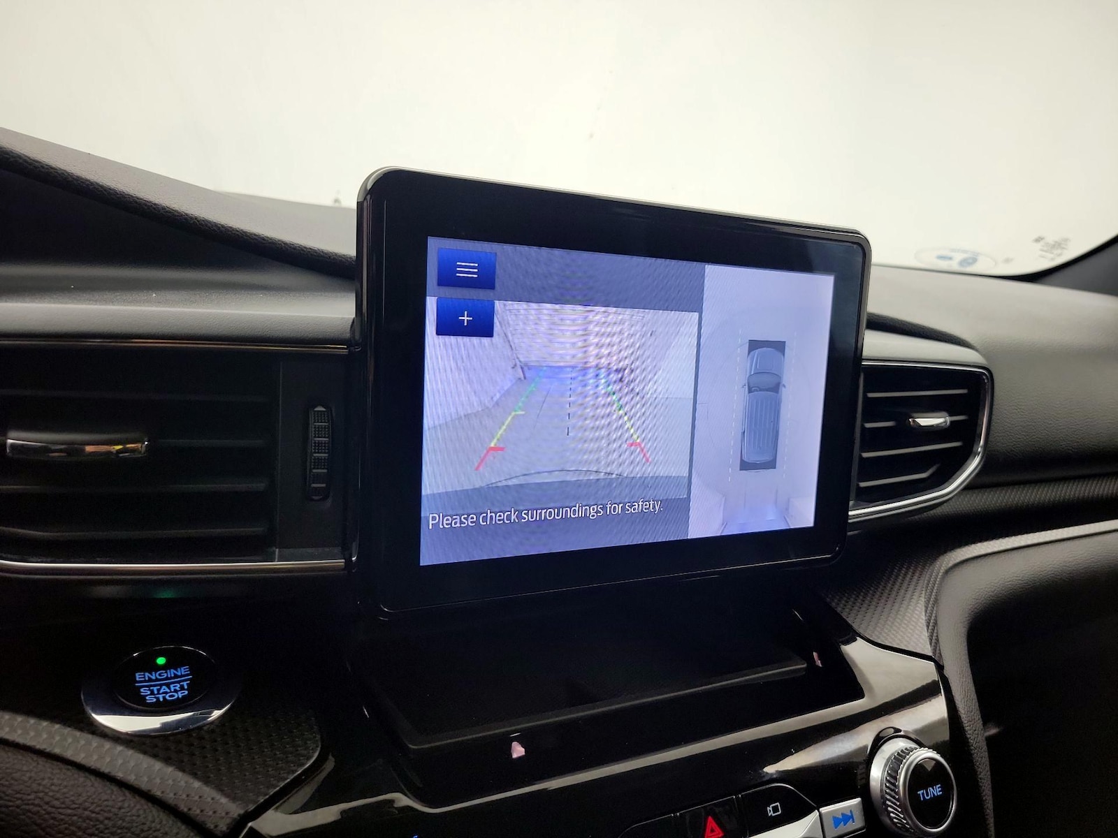 2021 Ford Explorer ST - Photo 16