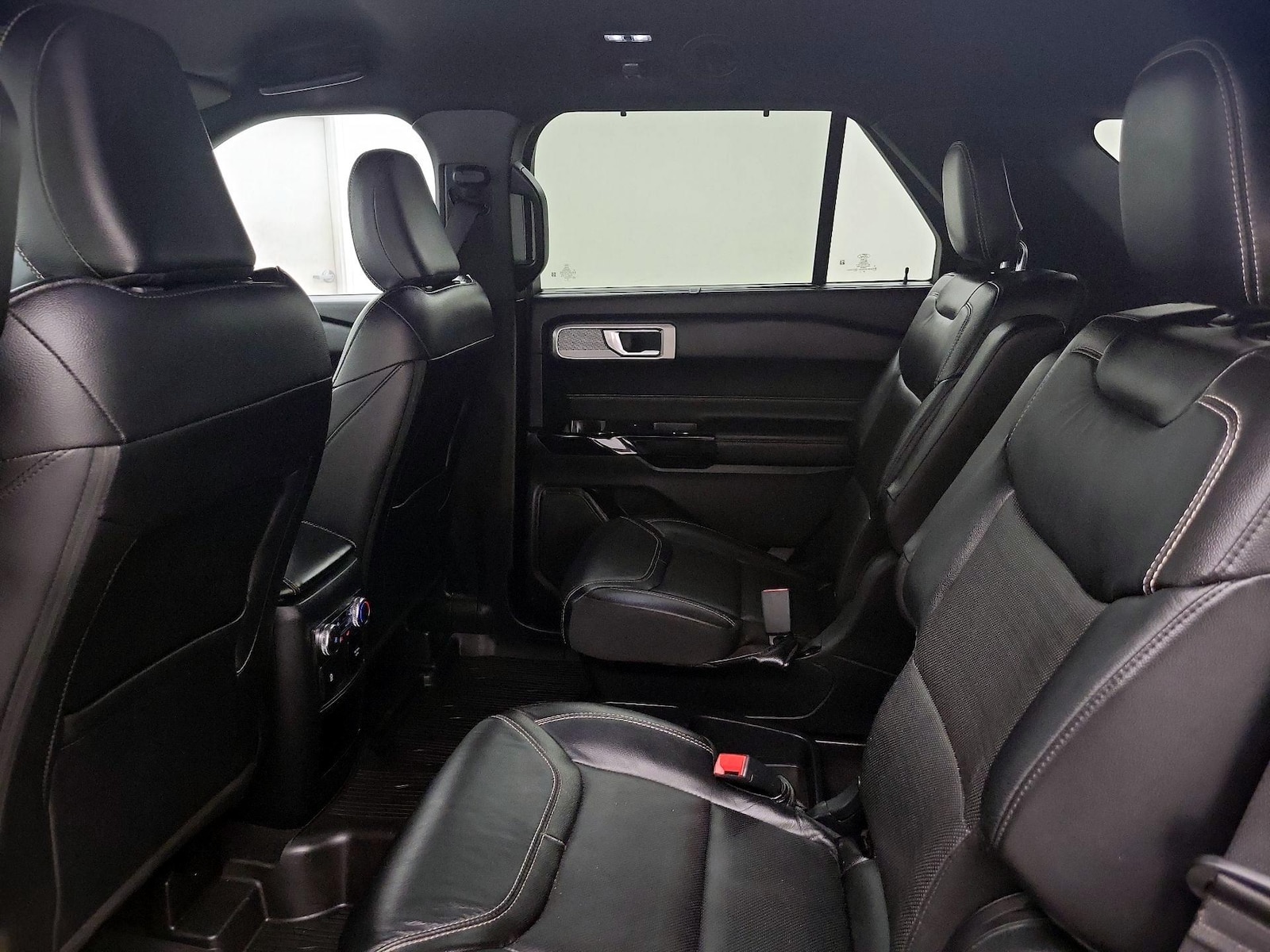 2021 Ford Explorer ST - Photo 21