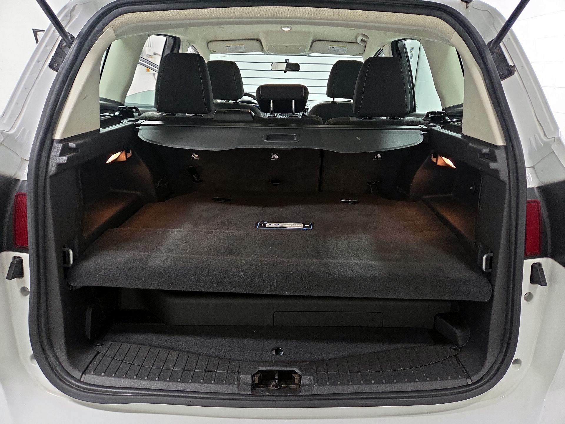 Thumbnail: 2017 Ford C-Max - 16