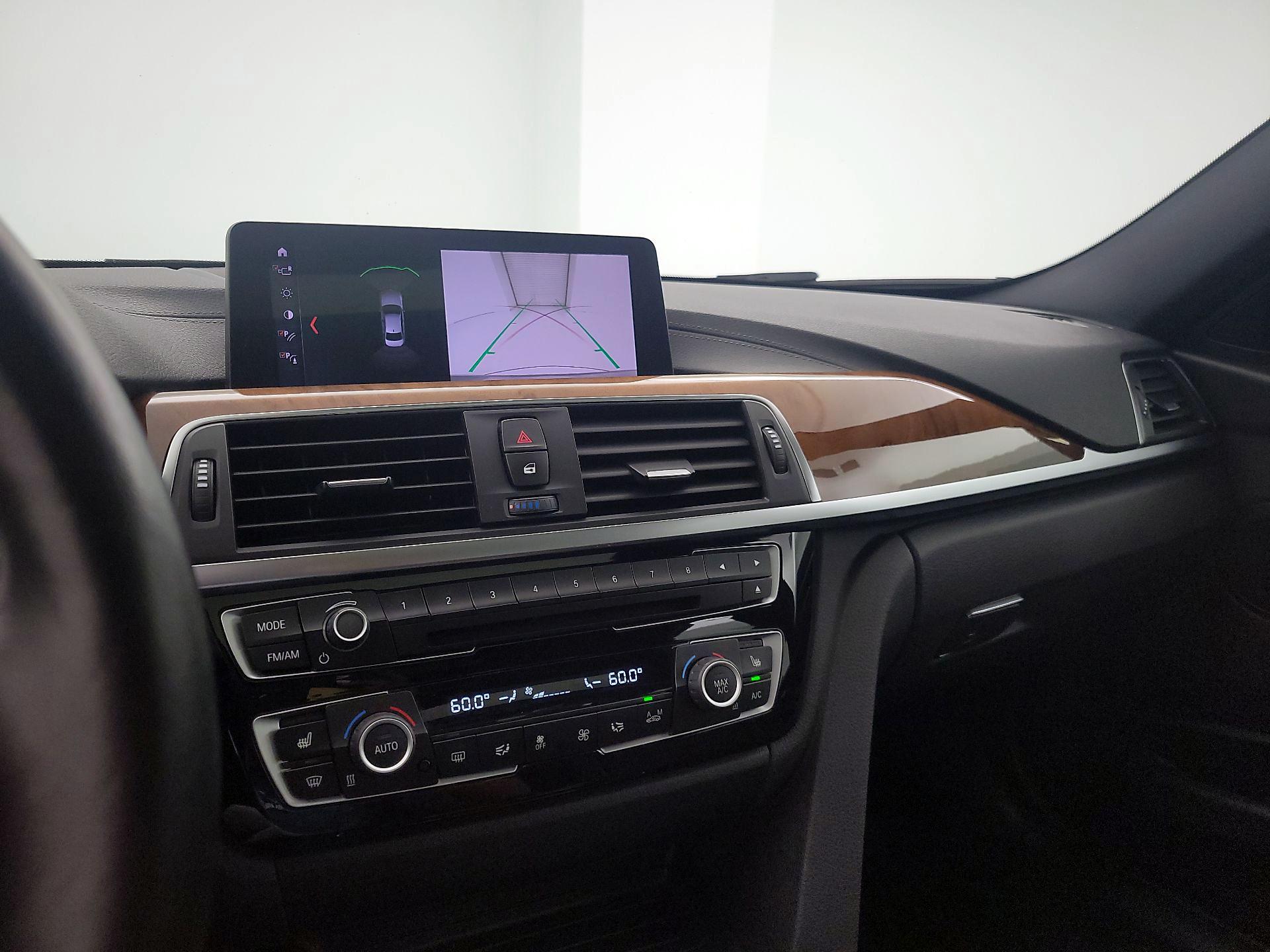 Thumbnail: 2018 BMW 3 Series - 15