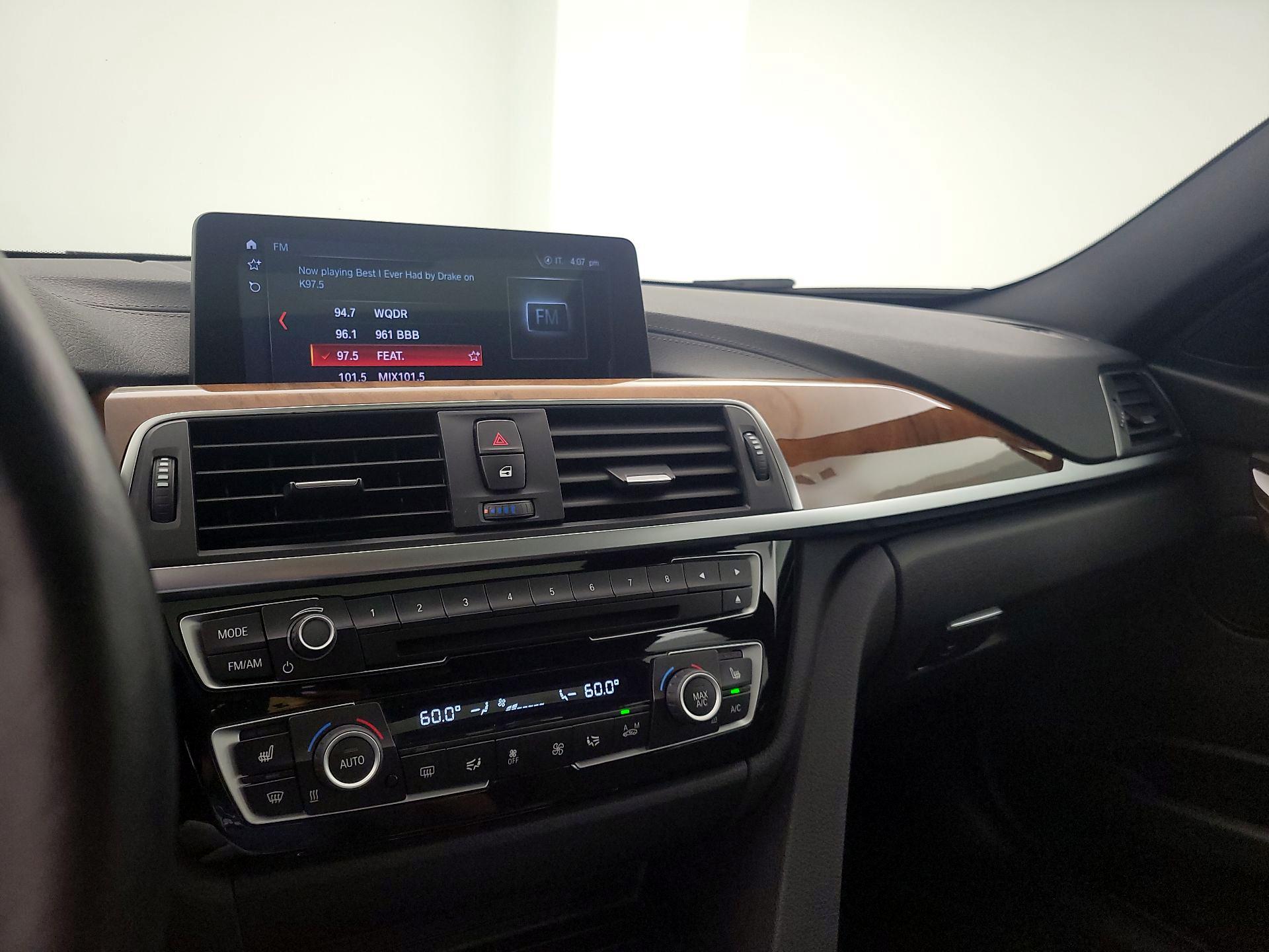 Thumbnail: 2018 BMW 3 Series - 16