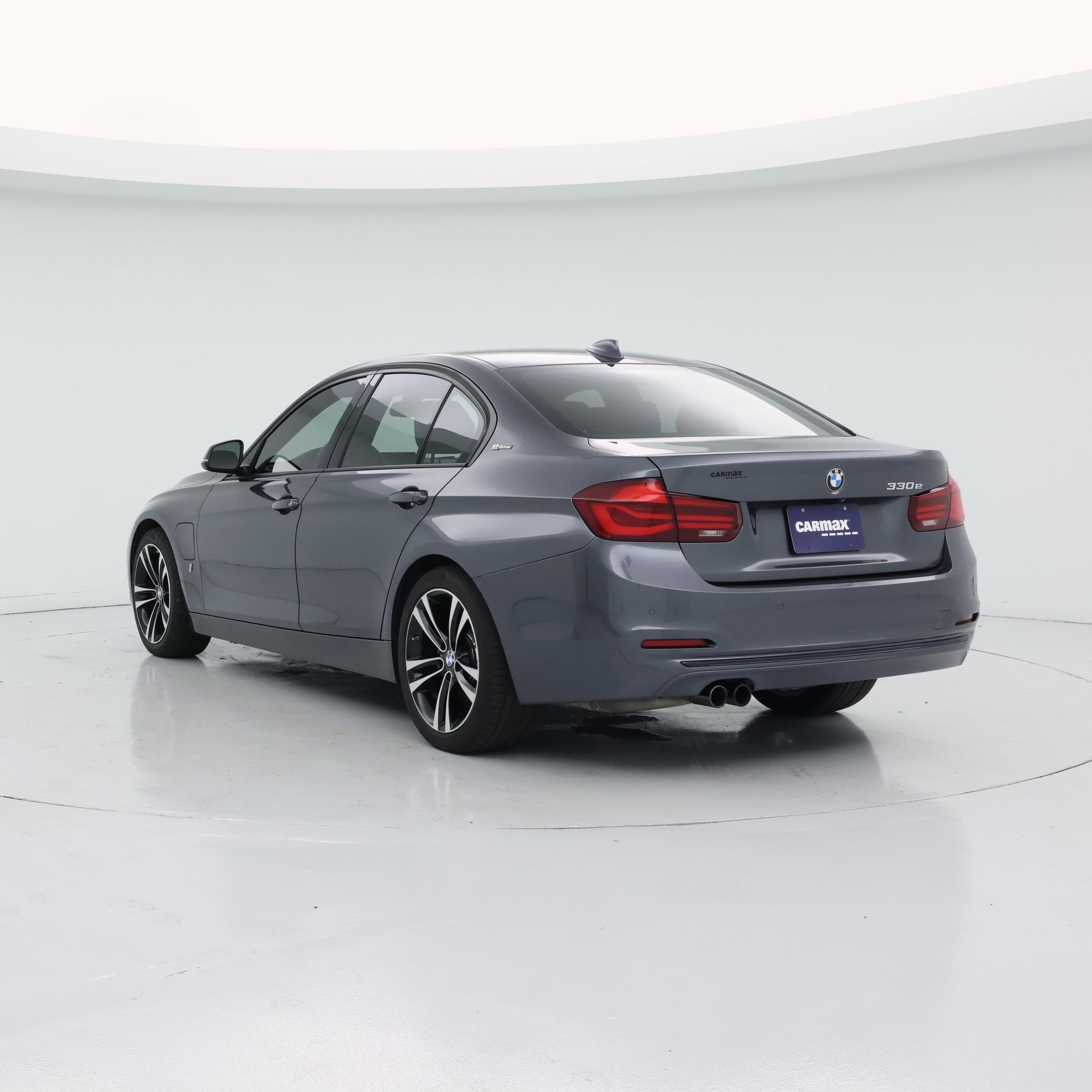 Thumbnail: 2018 BMW 3 Series - 2