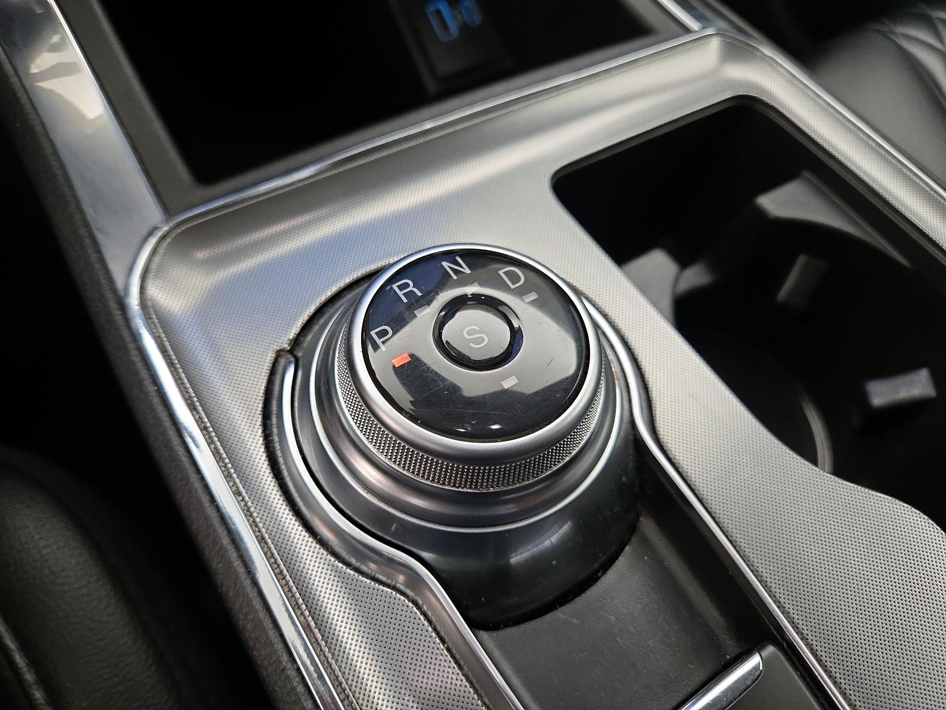 Thumbnail: 2023 Ford Edge - 17