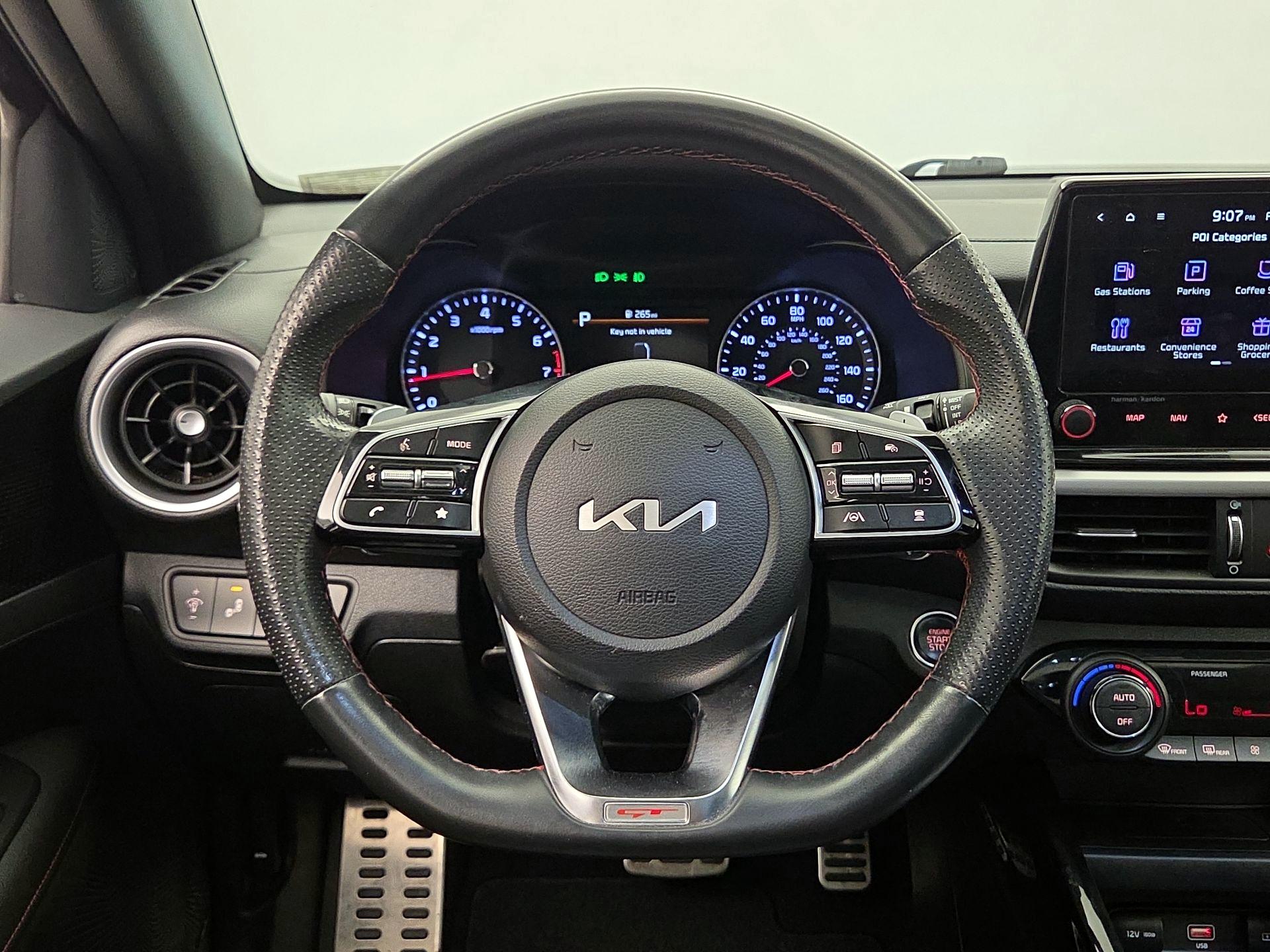 Thumbnail: 2023 Kia Forte - 10