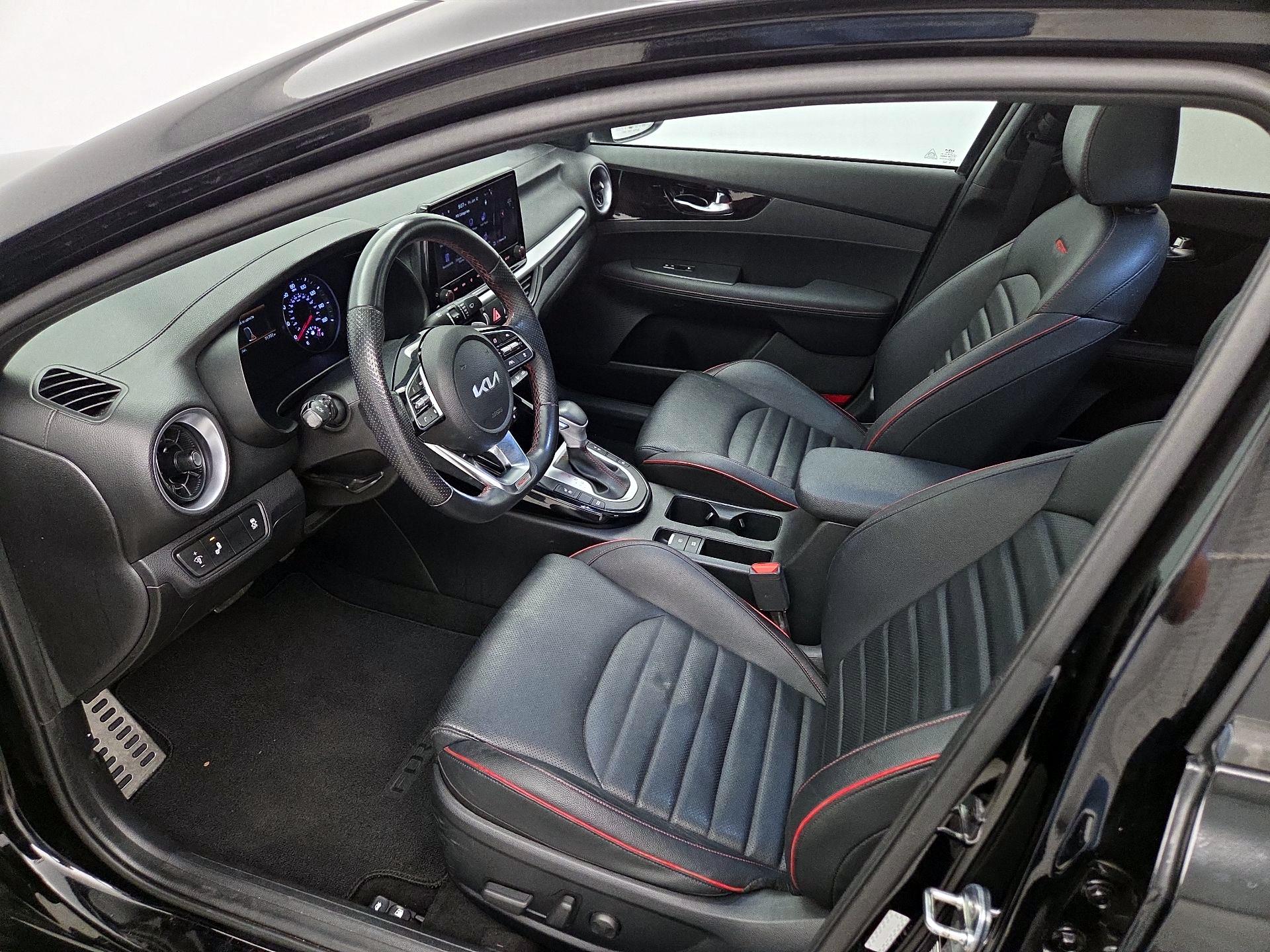 Thumbnail: 2023 Kia Forte - 11