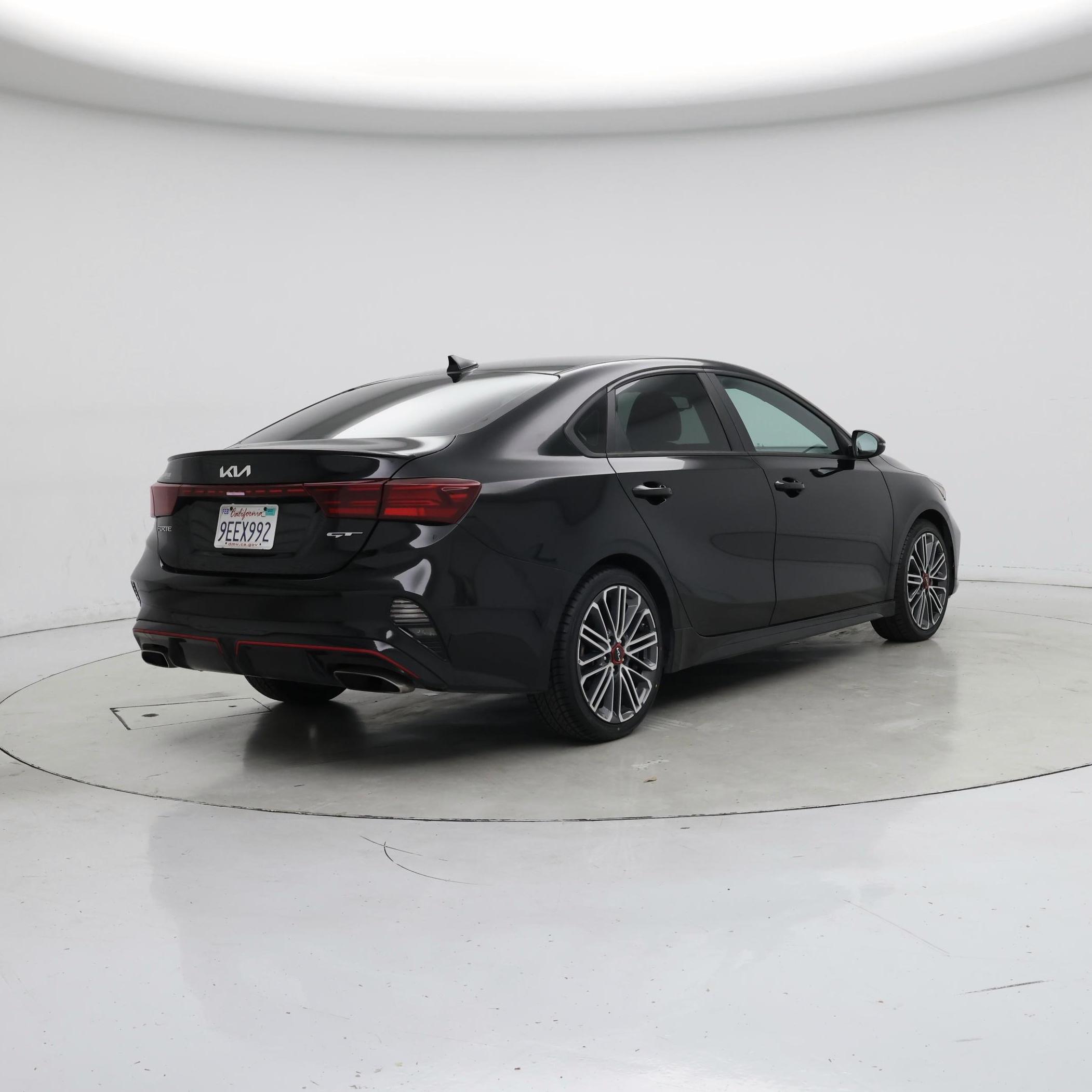 Thumbnail: 2023 Kia Forte - 8