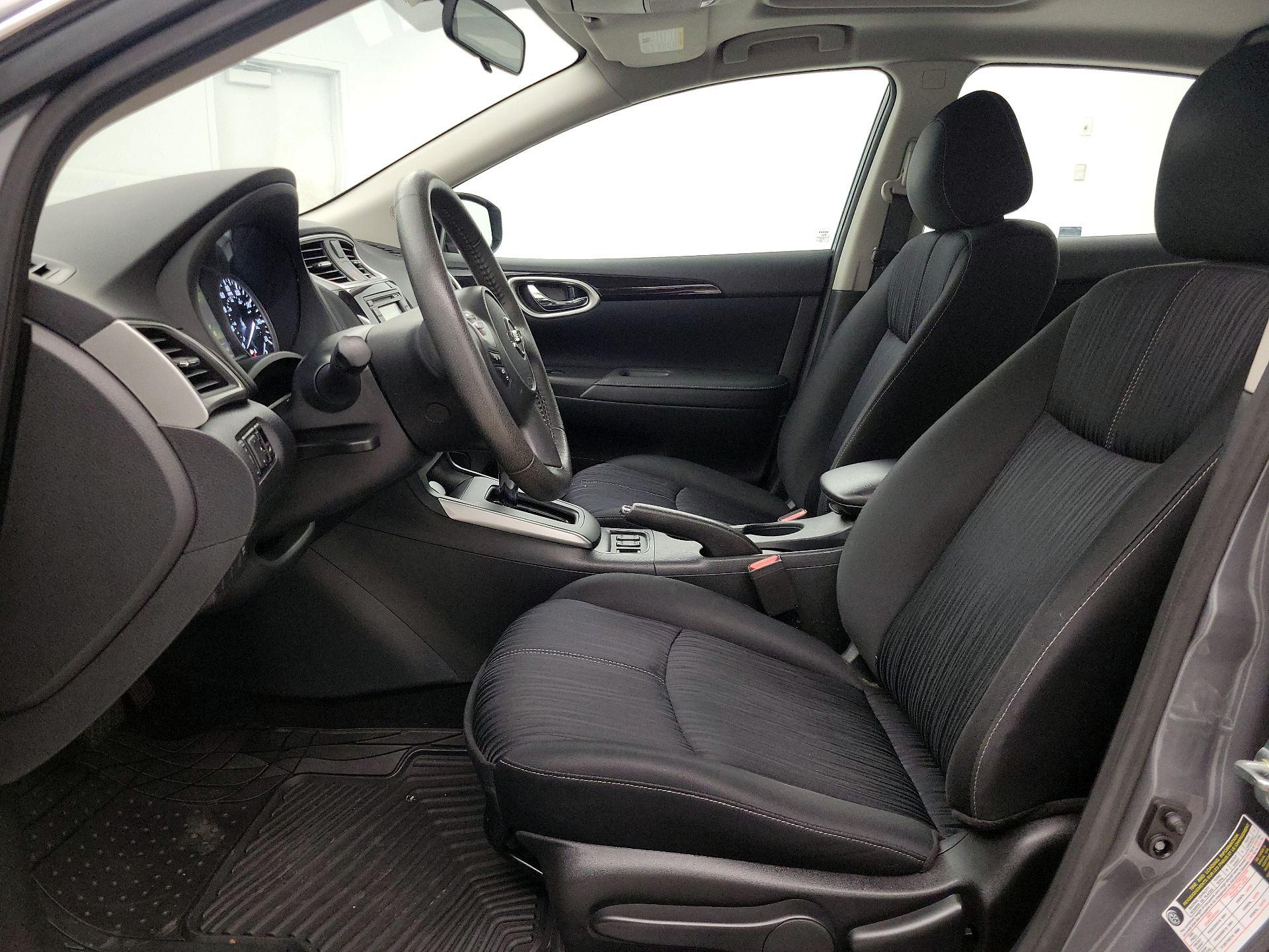Thumbnail: 2018 Nissan Sentra - 11