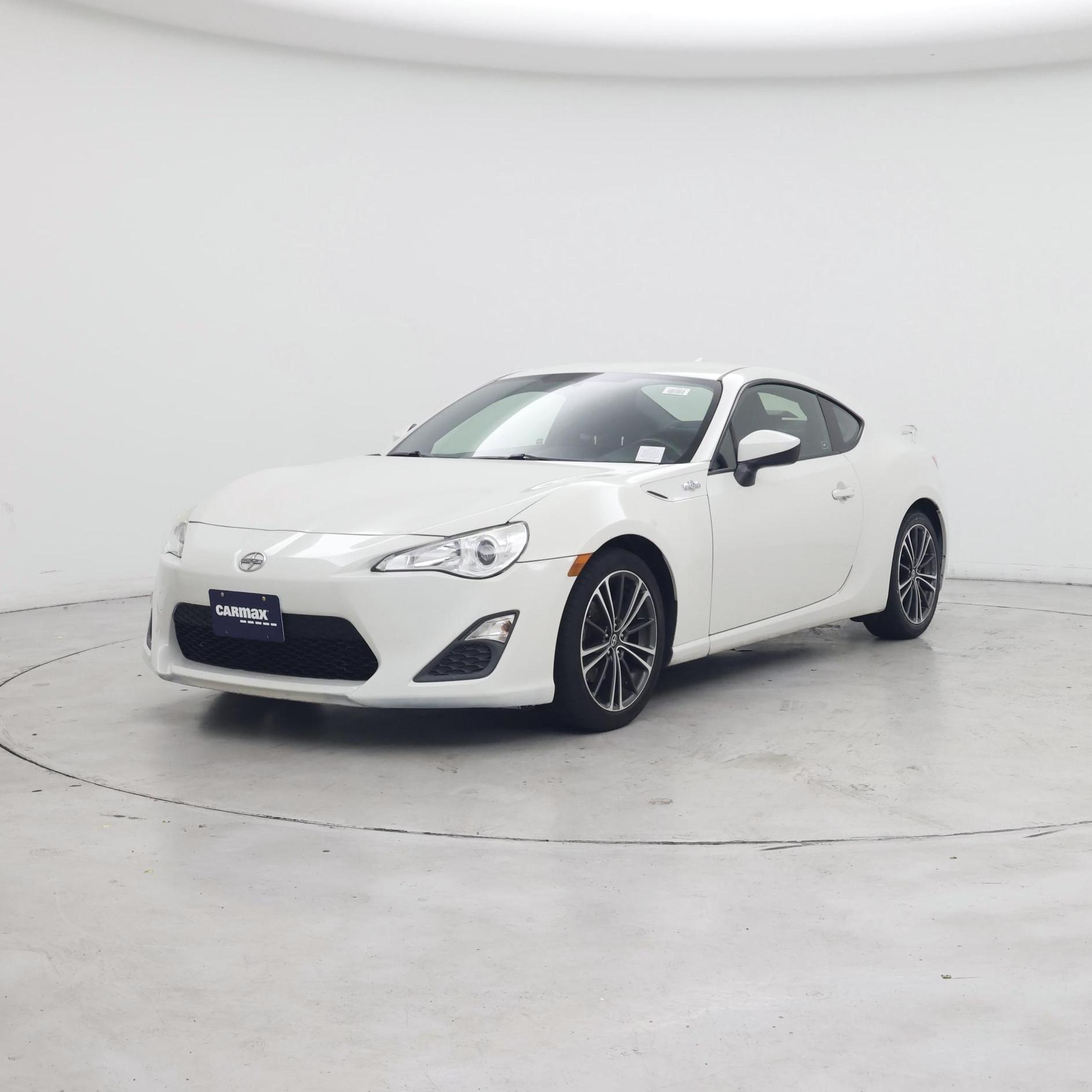 Thumbnail: 2015 Scion FR-S - 4