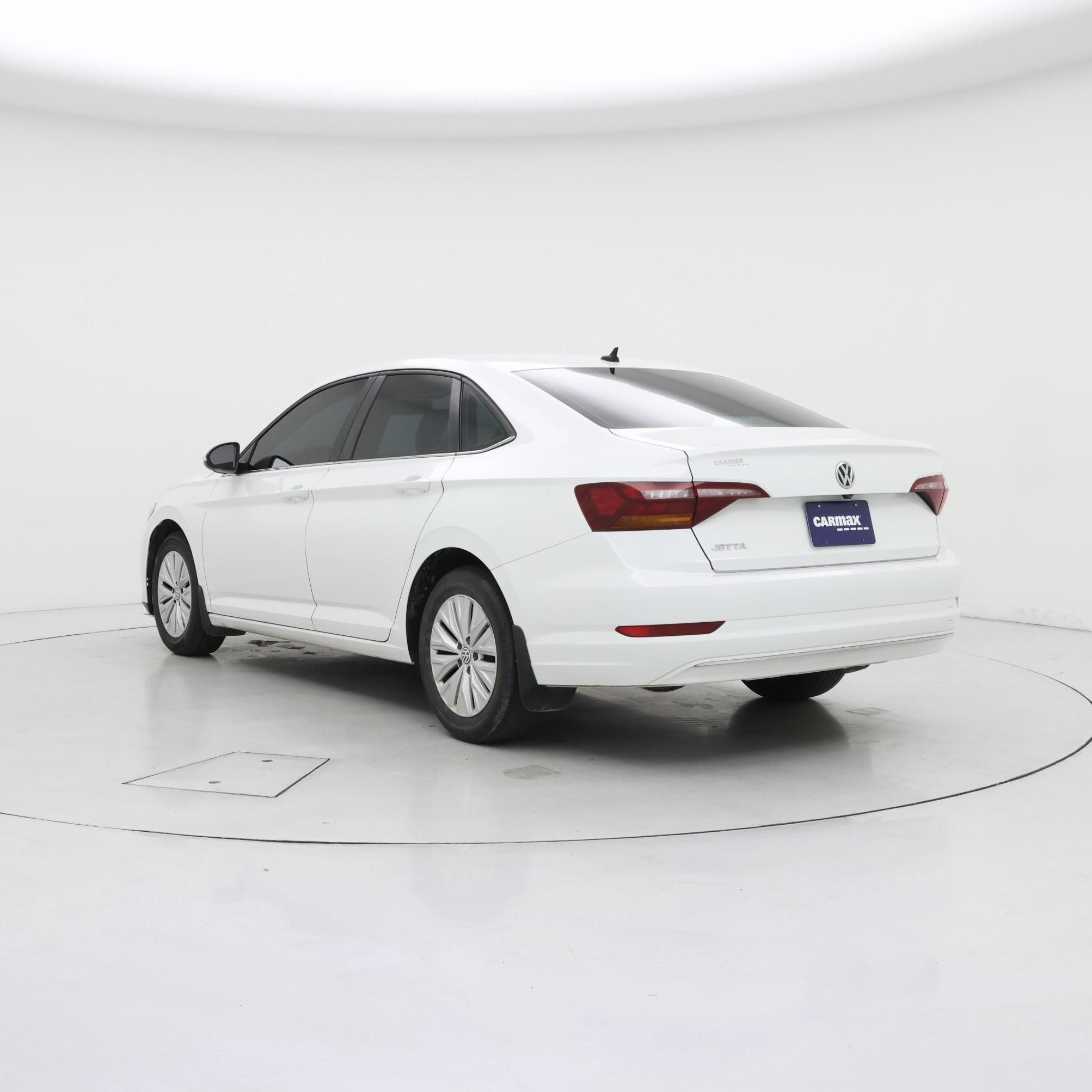 Thumbnail: 2019 Volkswagen Jetta - 2
