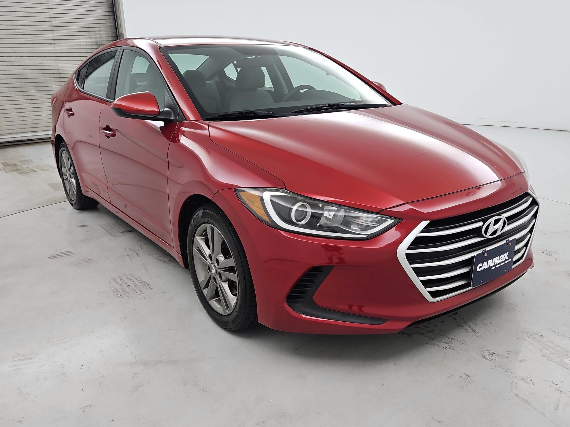 Thumbnail: 2017 Hyundai Elantra - 1