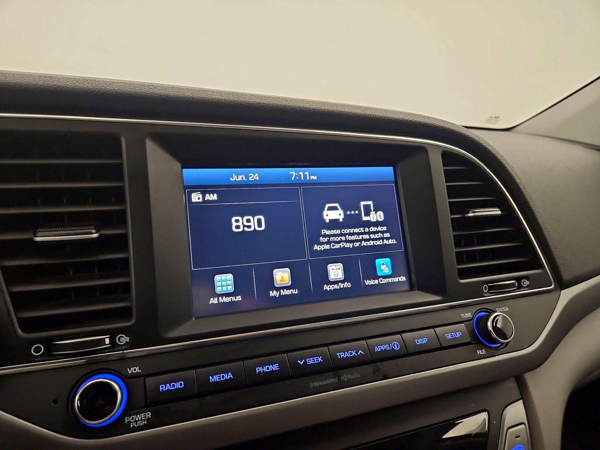 Thumbnail: 2017 Hyundai Elantra - 13
