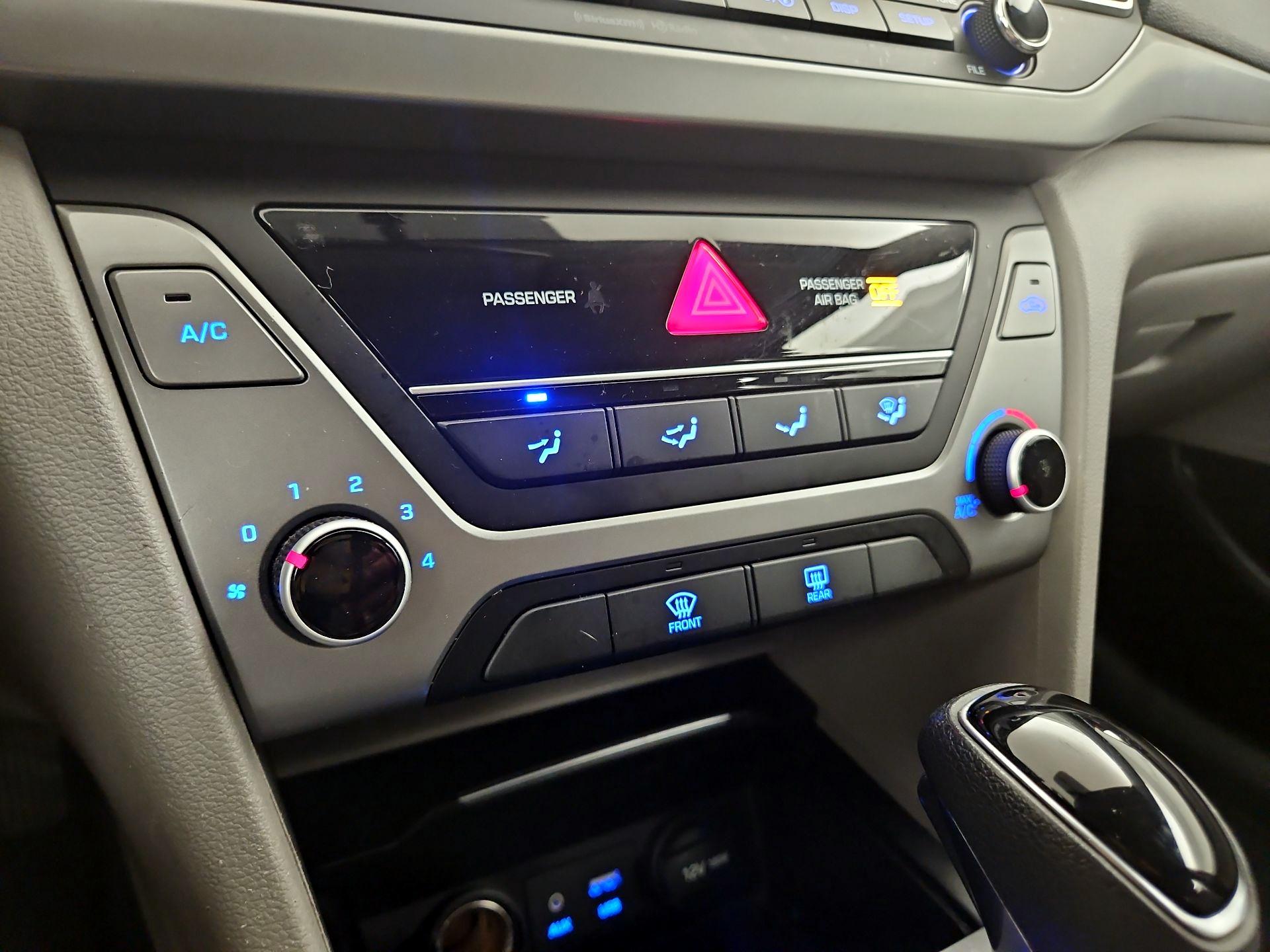 Thumbnail: 2017 Hyundai Elantra - 14