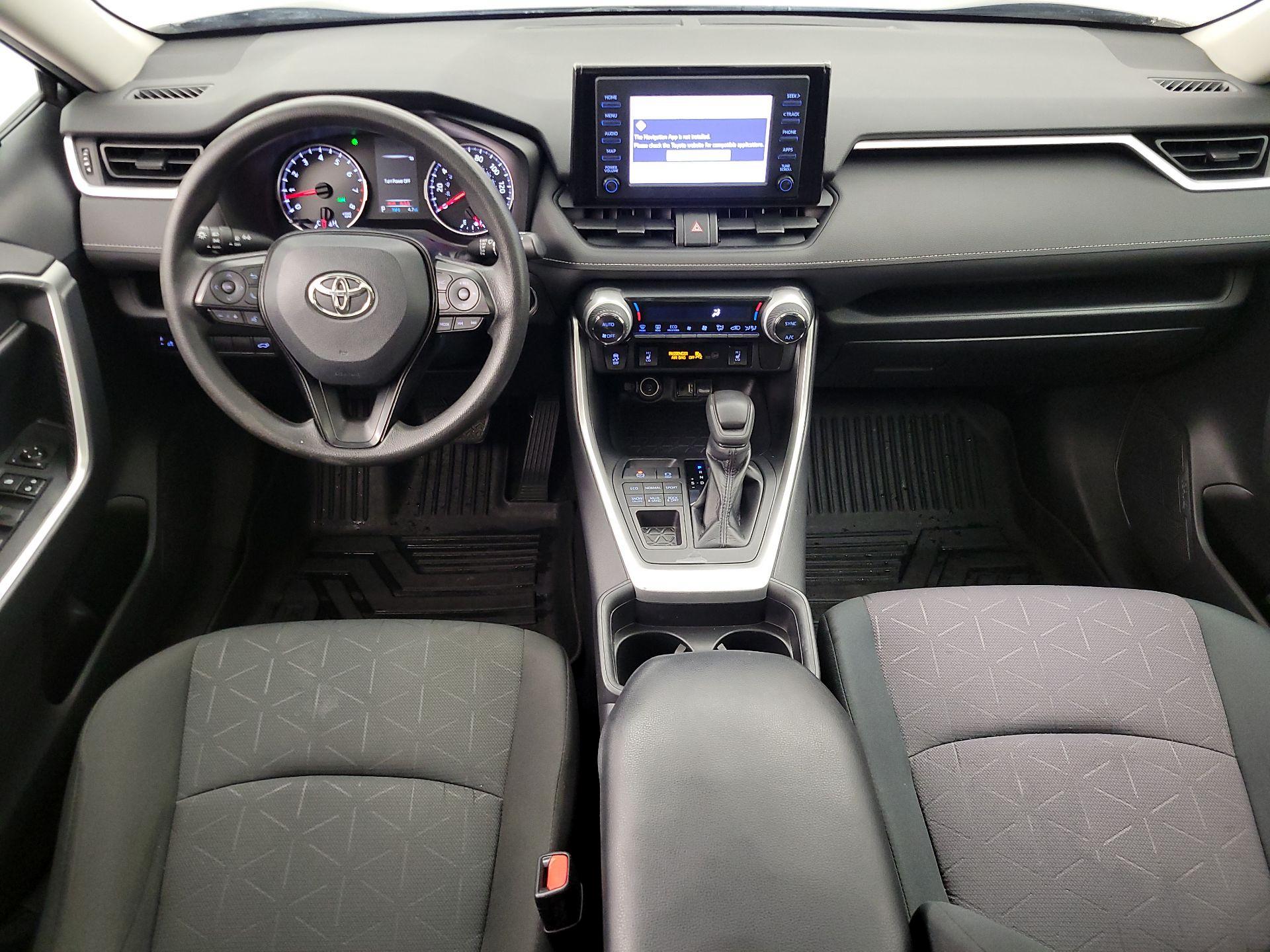 Thumbnail: 2019 Toyota RAV4 - 9