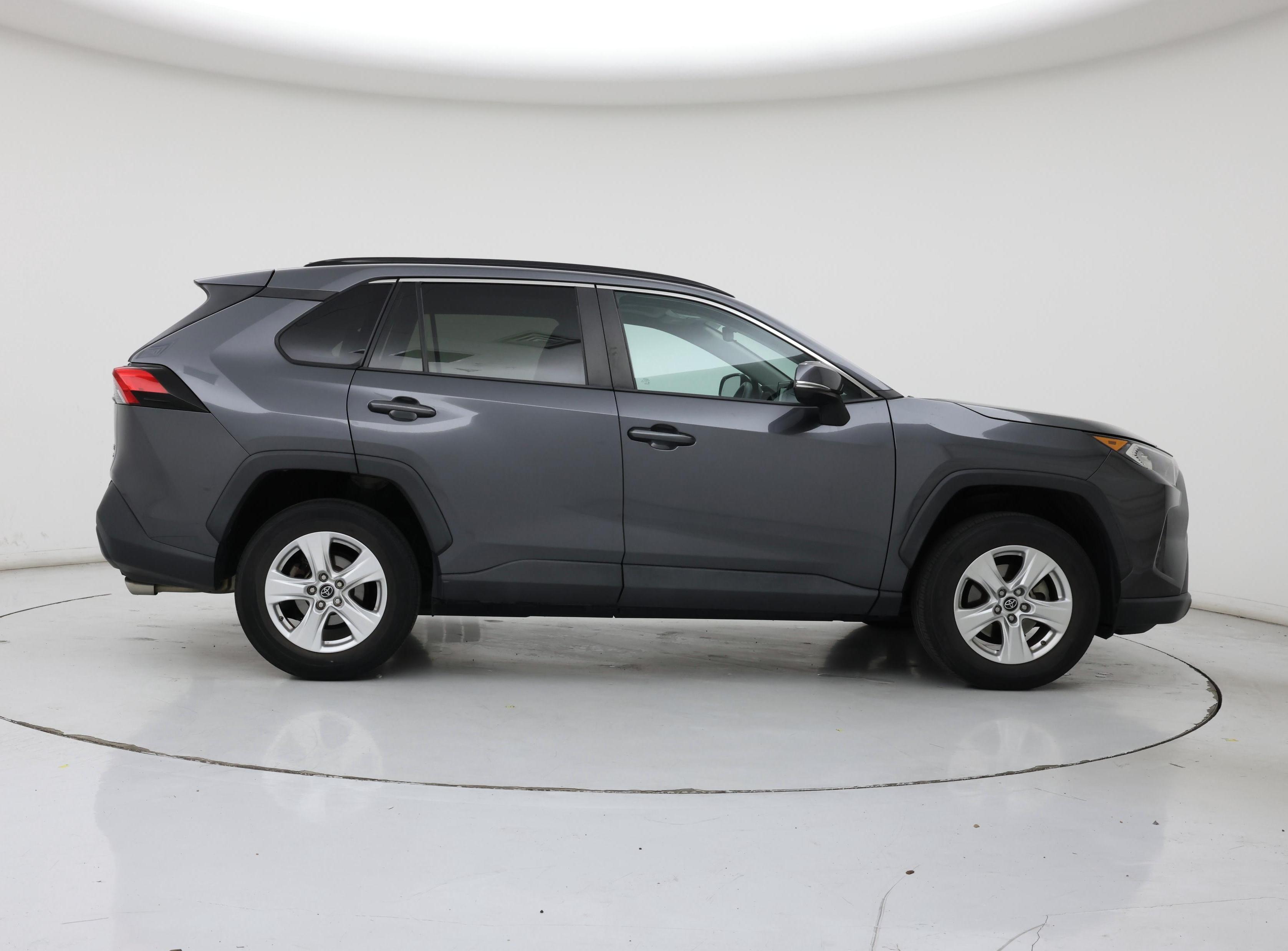 Thumbnail: 2019 Toyota RAV4 - 7