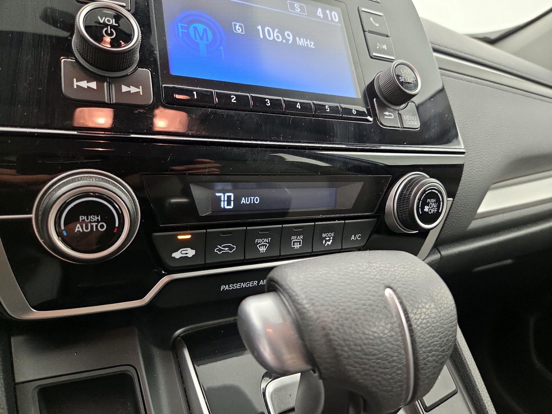 Thumbnail: 2019 Honda CR-V - 16