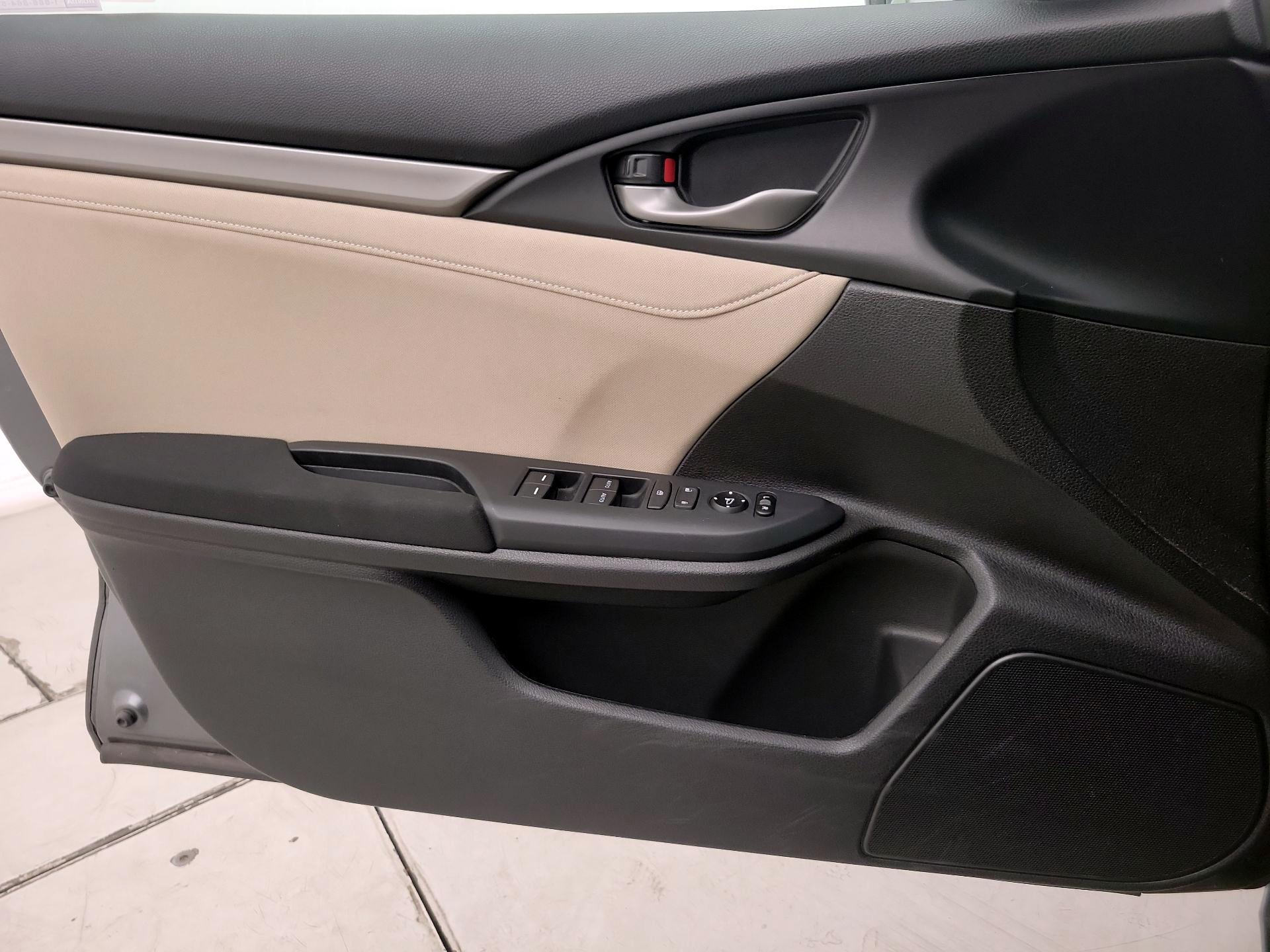 Thumbnail: 2020 Honda Civic - 12