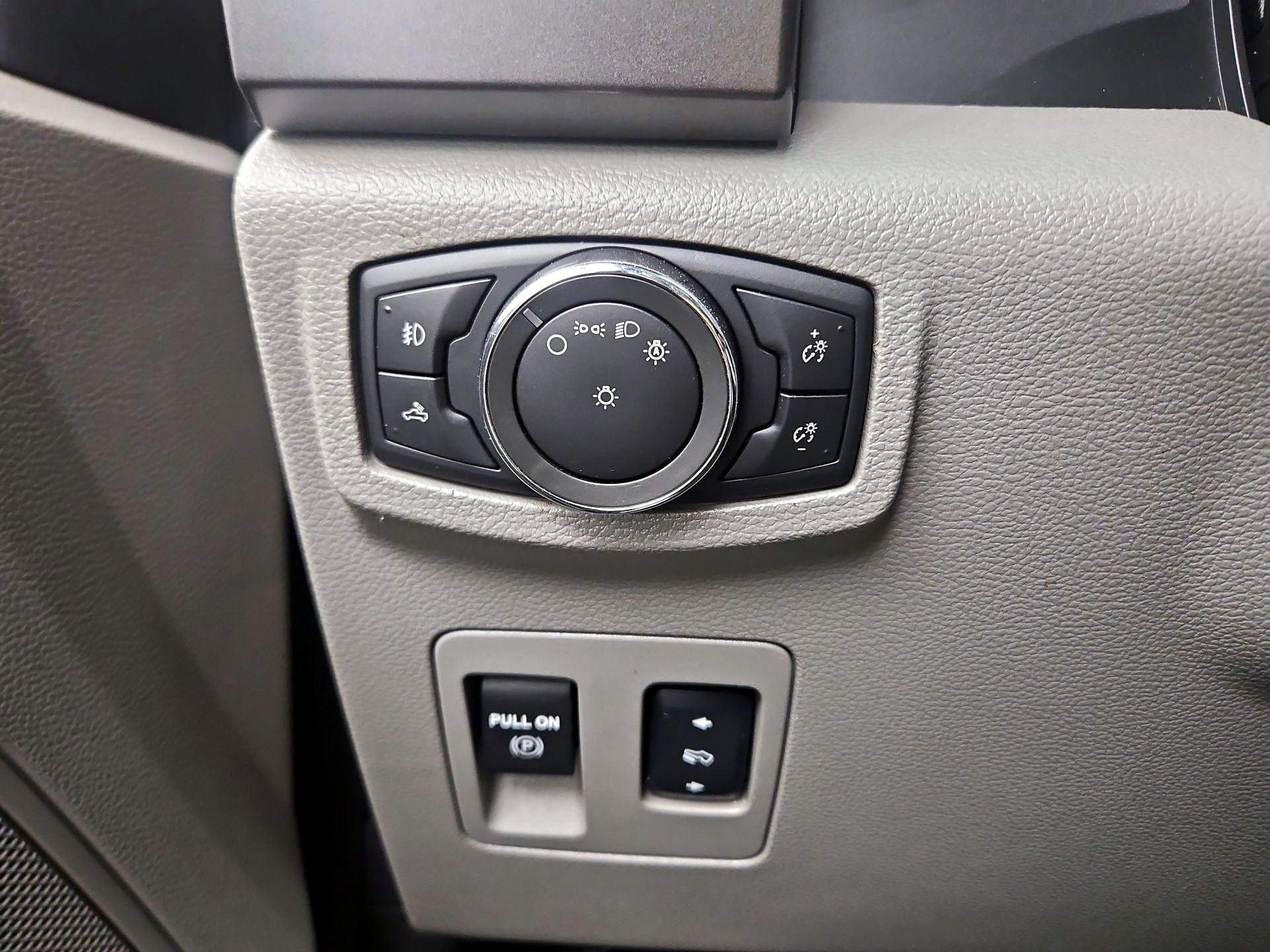 Thumbnail: 2018 Ford F-150 - 13