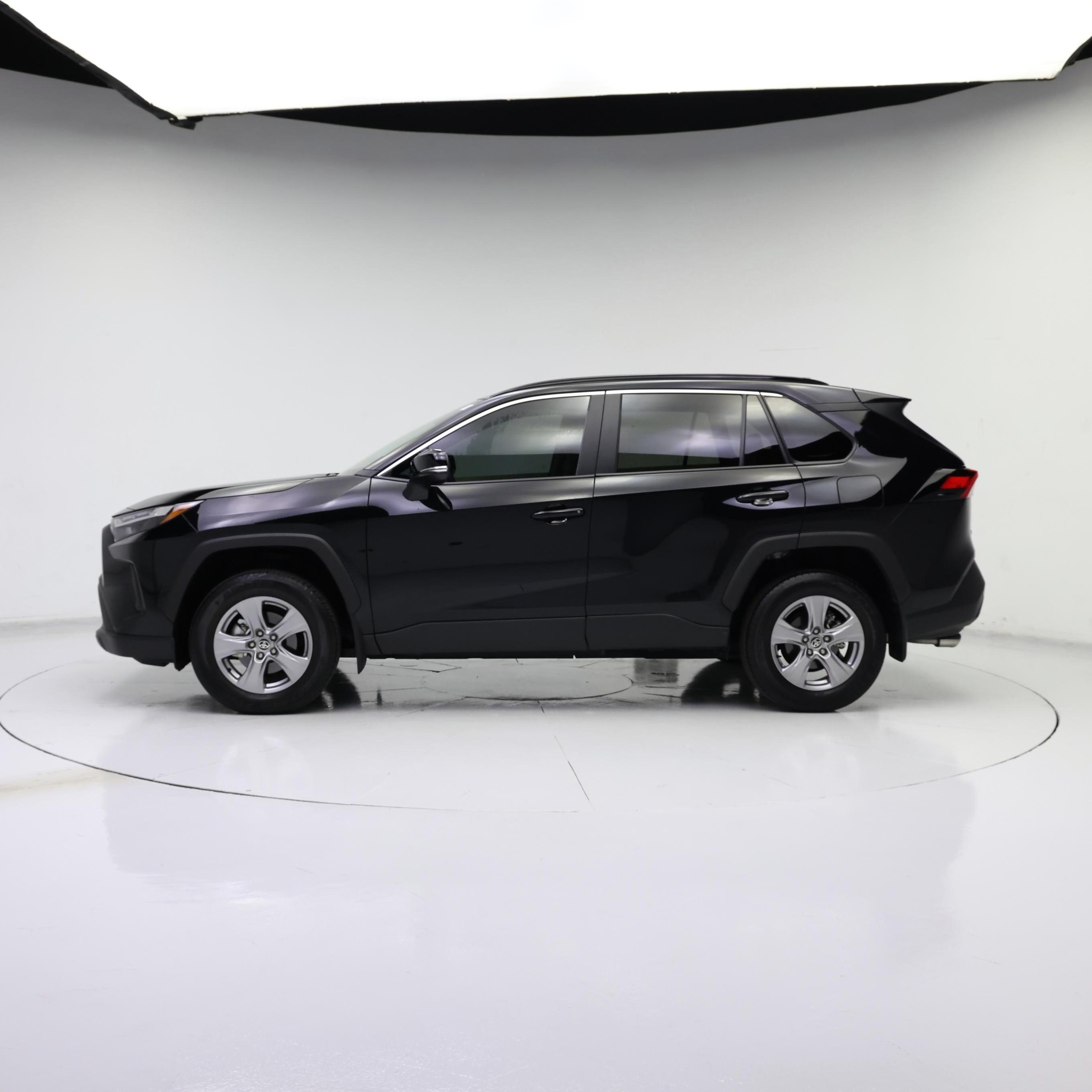 Thumbnail: 2025 Toyota RAV4 - 3