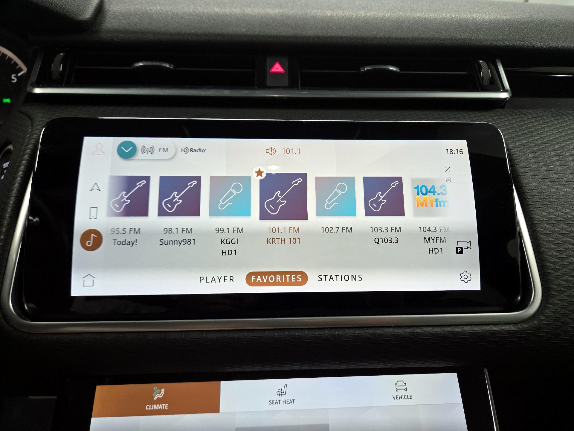 Thumbnail: 2023 Land Rover Range Rover Velar - 16
