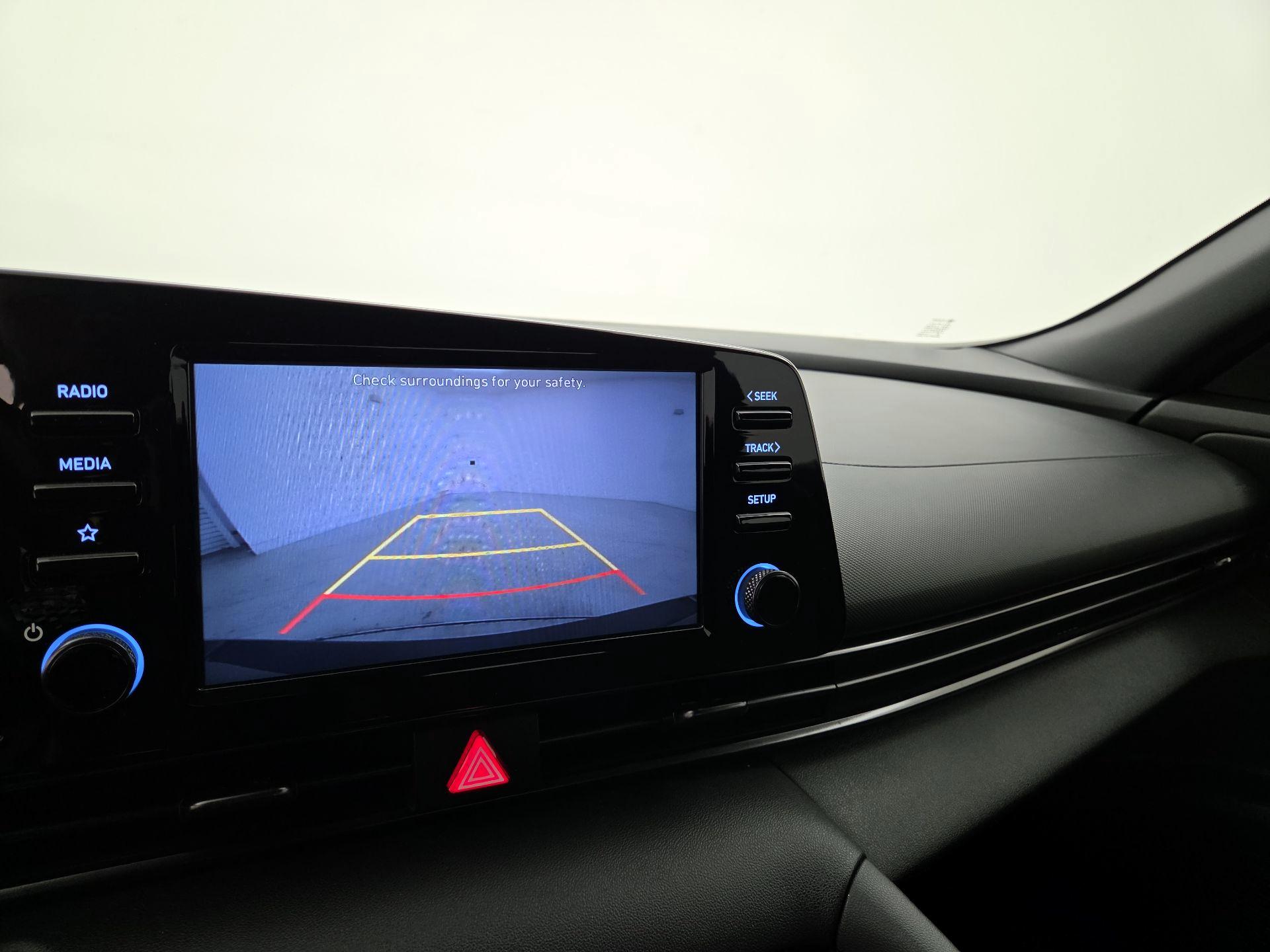 Thumbnail: 2021 Hyundai Elantra - 14