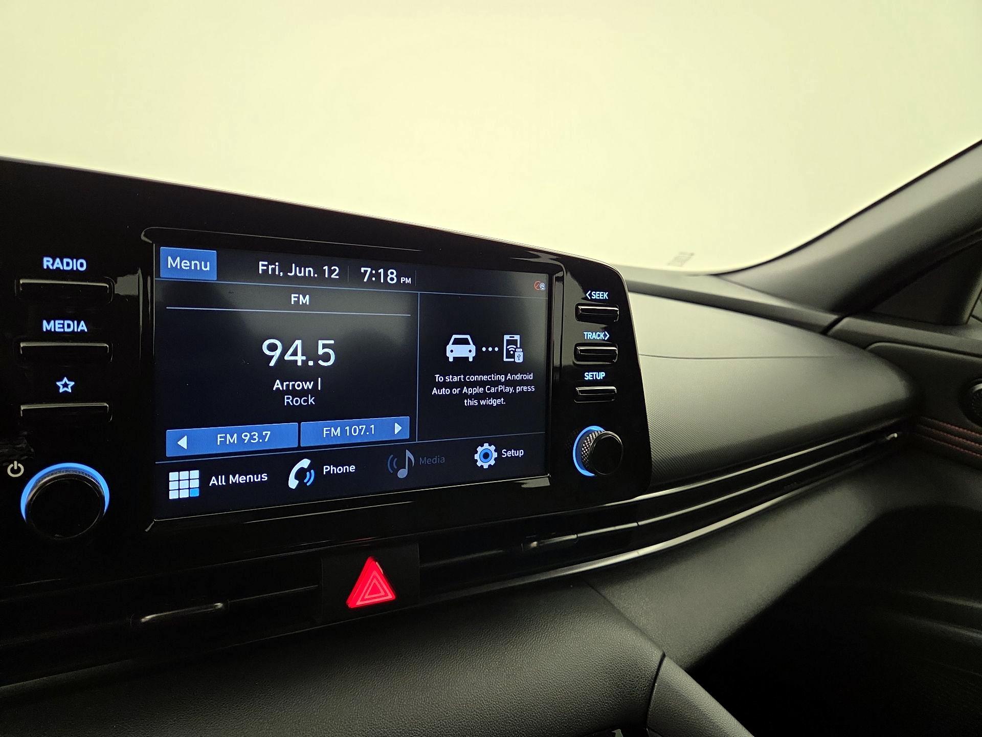 Thumbnail: 2021 Hyundai Elantra - 15