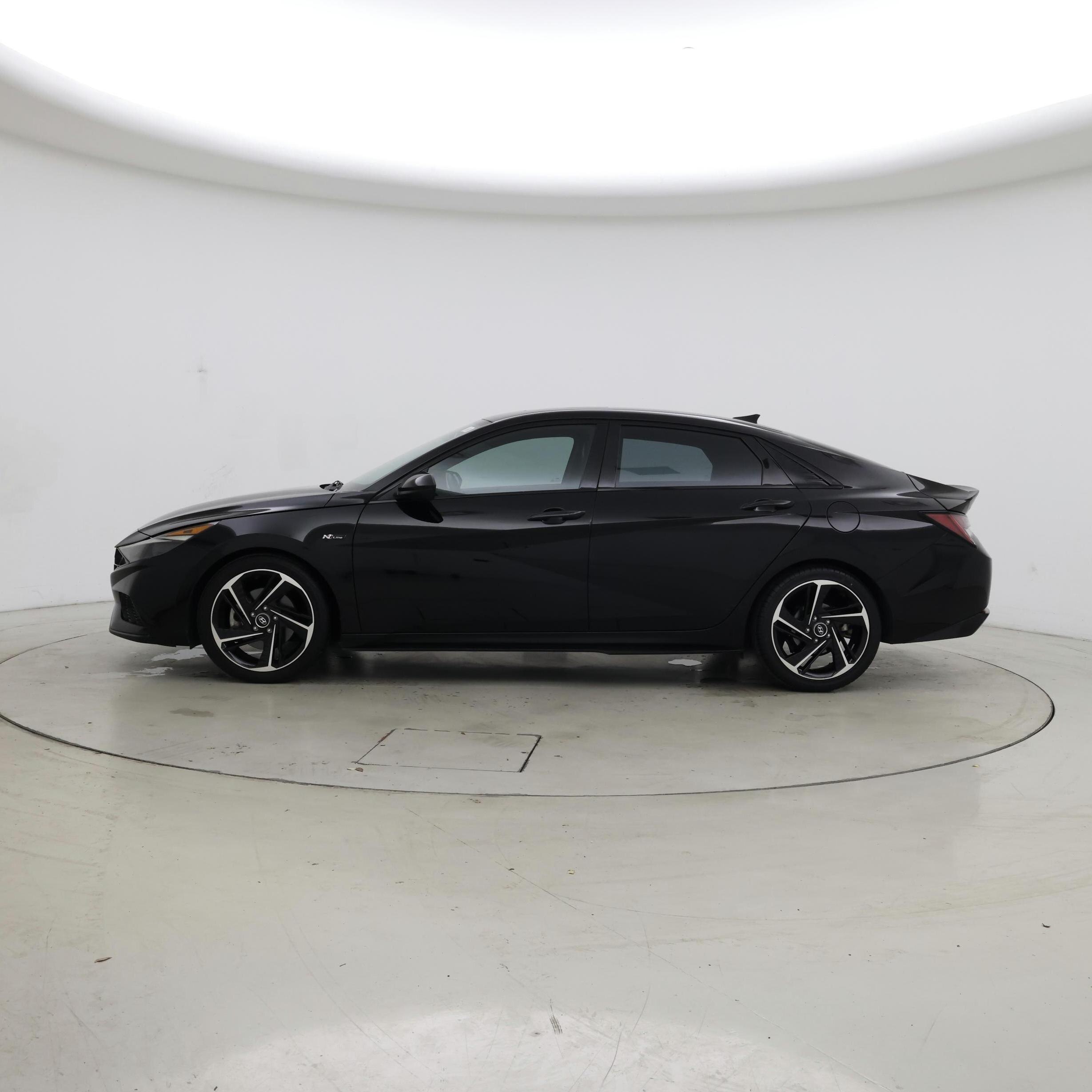 Thumbnail: 2021 Hyundai Elantra - 3