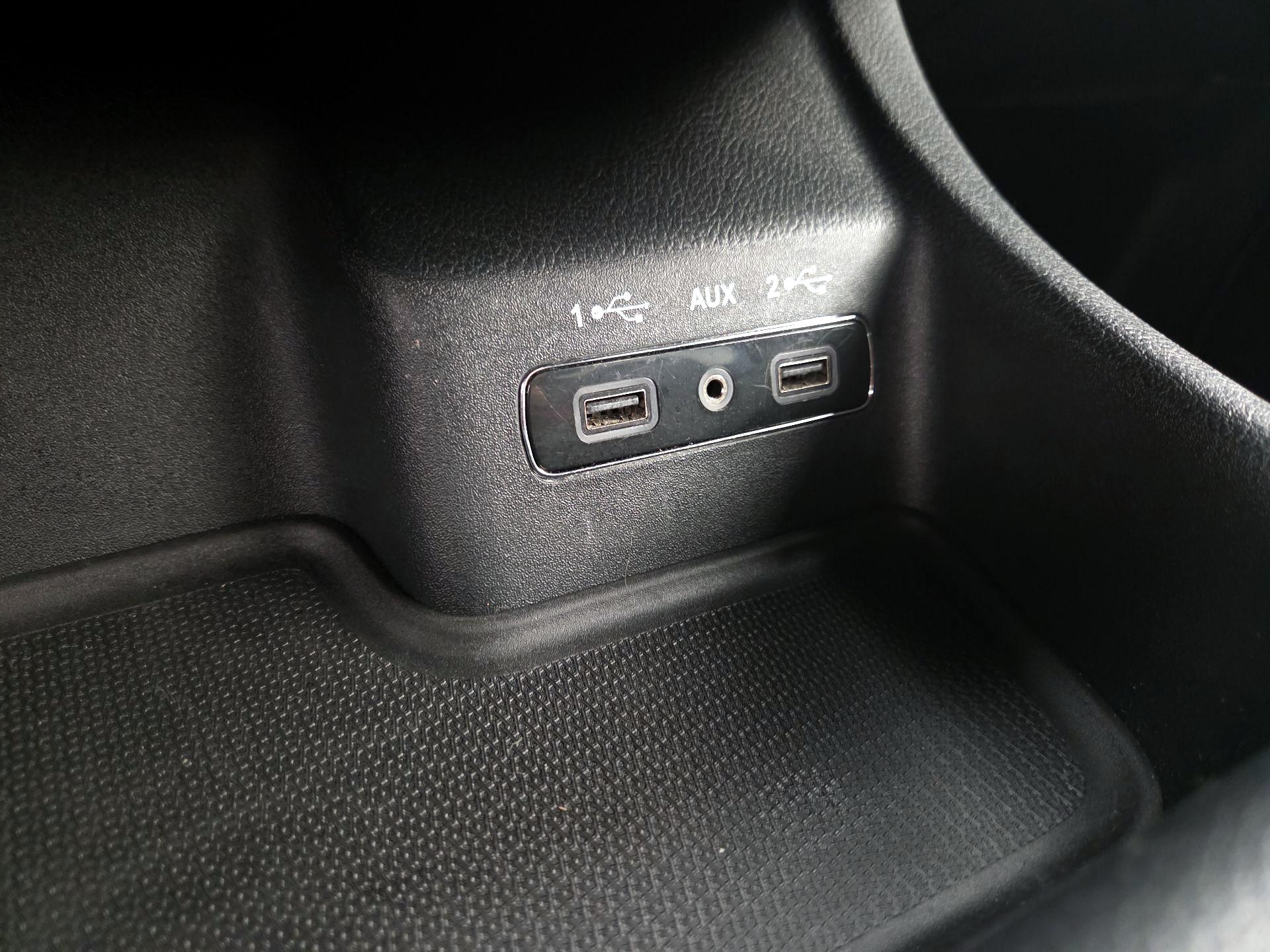 Thumbnail: 2018 Dodge Durango - 18
