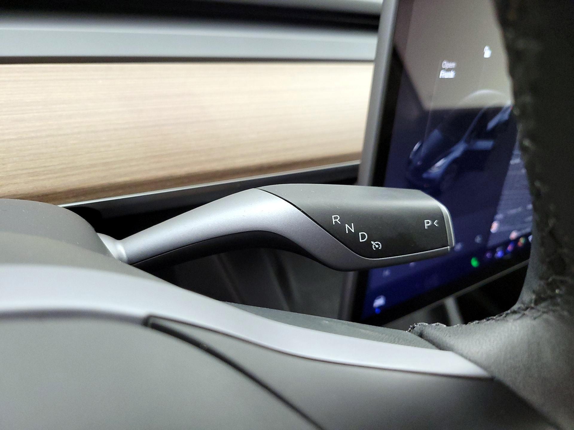 Thumbnail: 2025 Tesla Model Y - 17