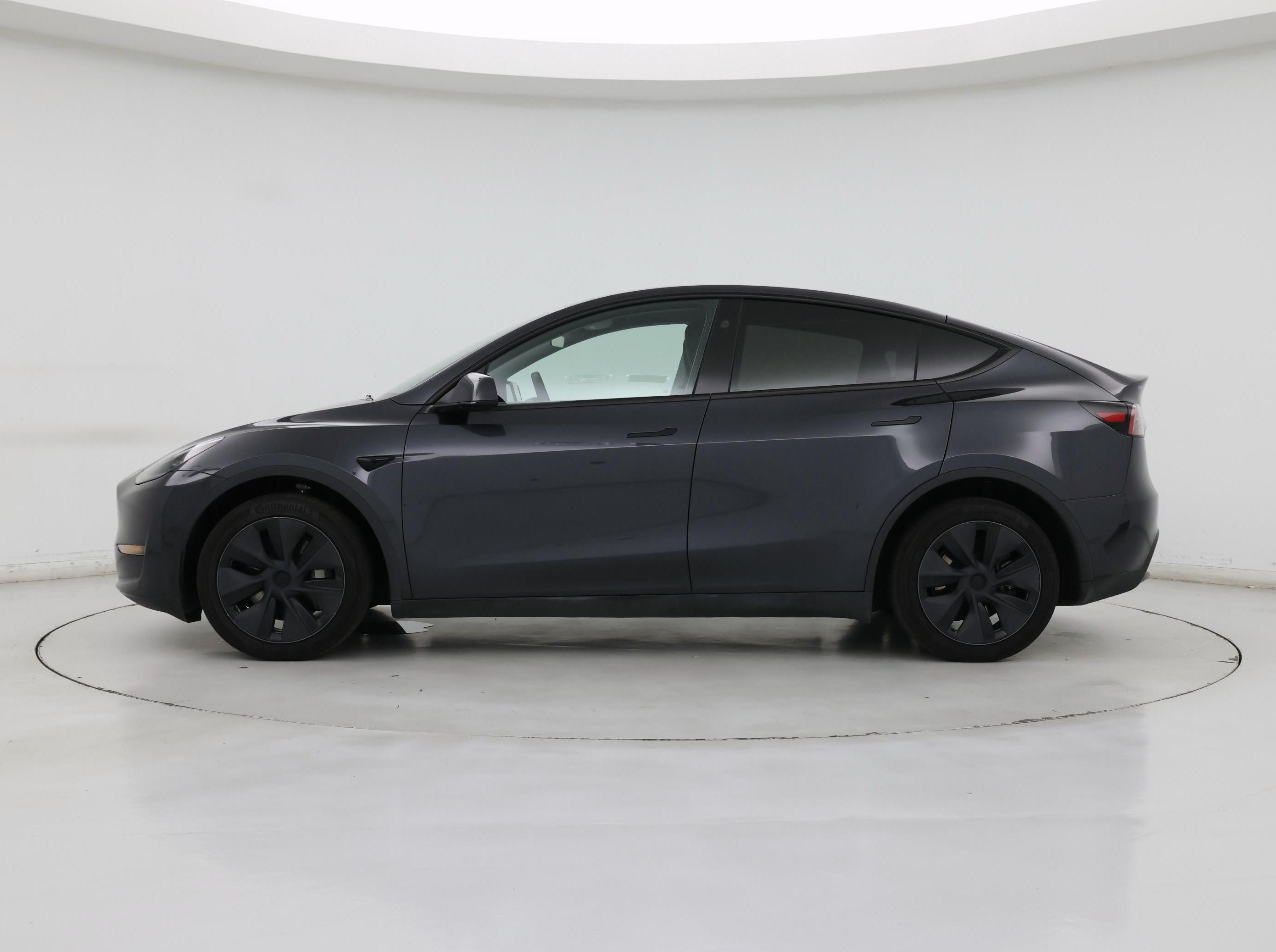Thumbnail: 2025 Tesla Model Y - 3