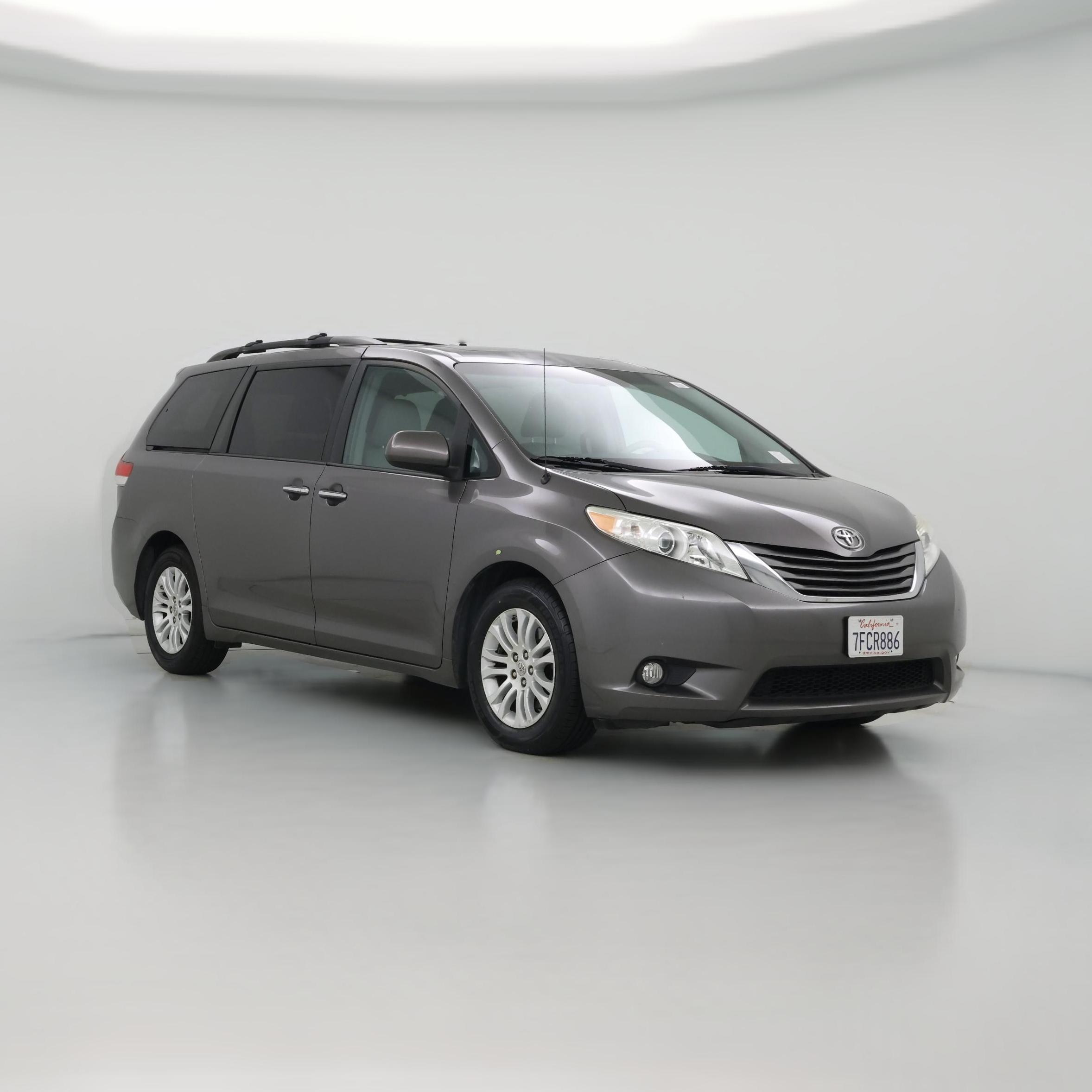Thumbnail: 2014 Toyota Sienna - 1