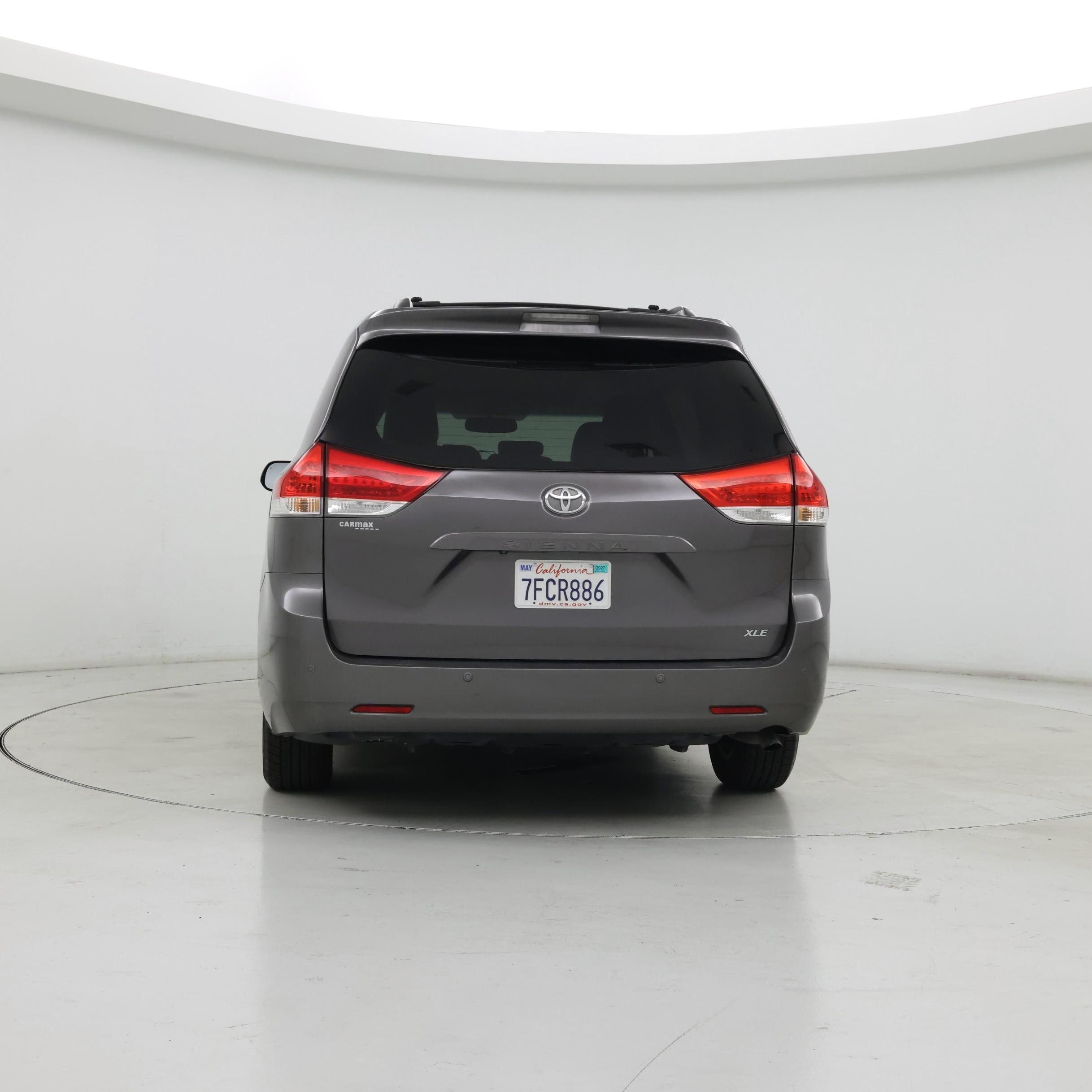 Thumbnail: 2014 Toyota Sienna - 6