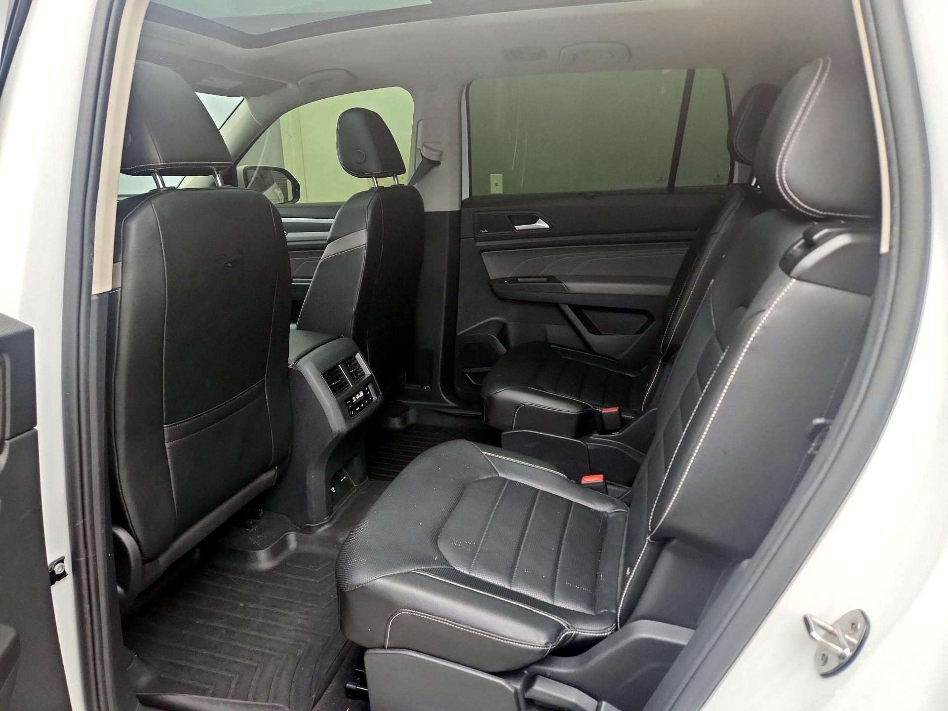 Thumbnail: 2022 Volkswagen Atlas - 20