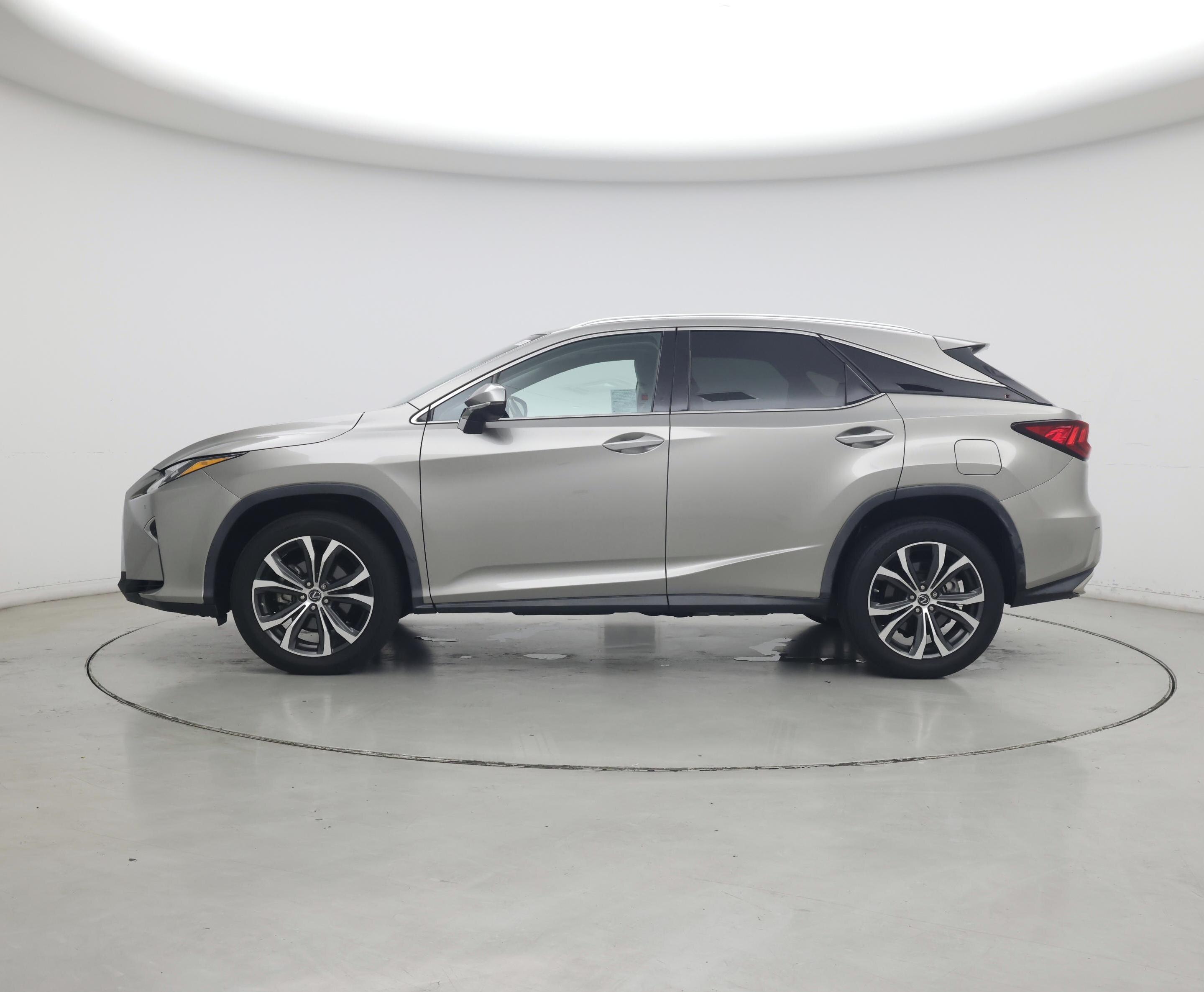 Thumbnail: 2019 Lexus RX - 3
