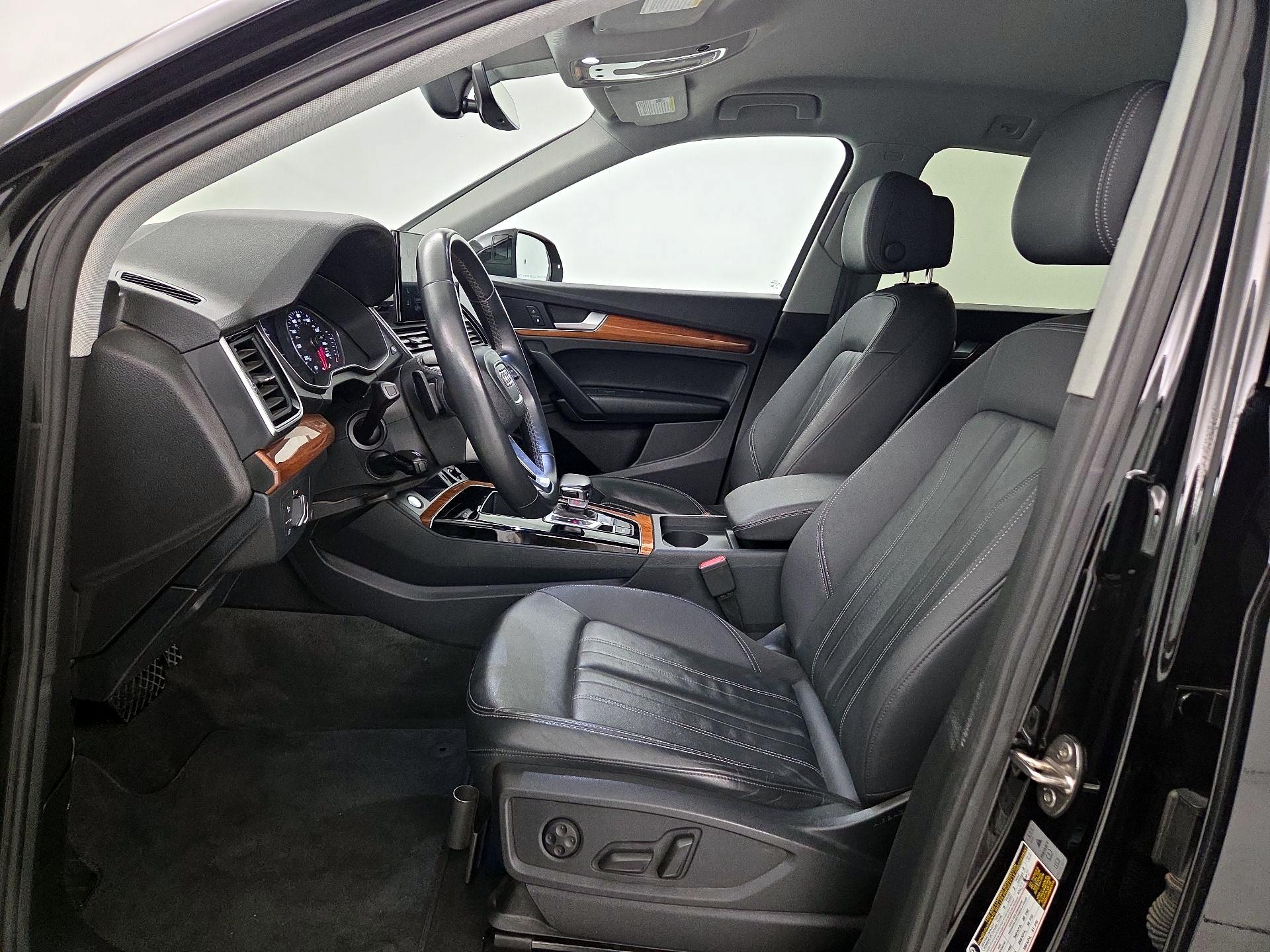 Thumbnail: 2023 Audi Q5 - 12
