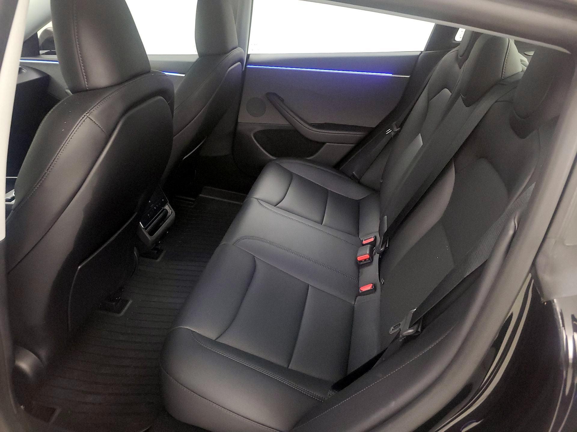 Thumbnail: 2025 Tesla Model 3 - 20