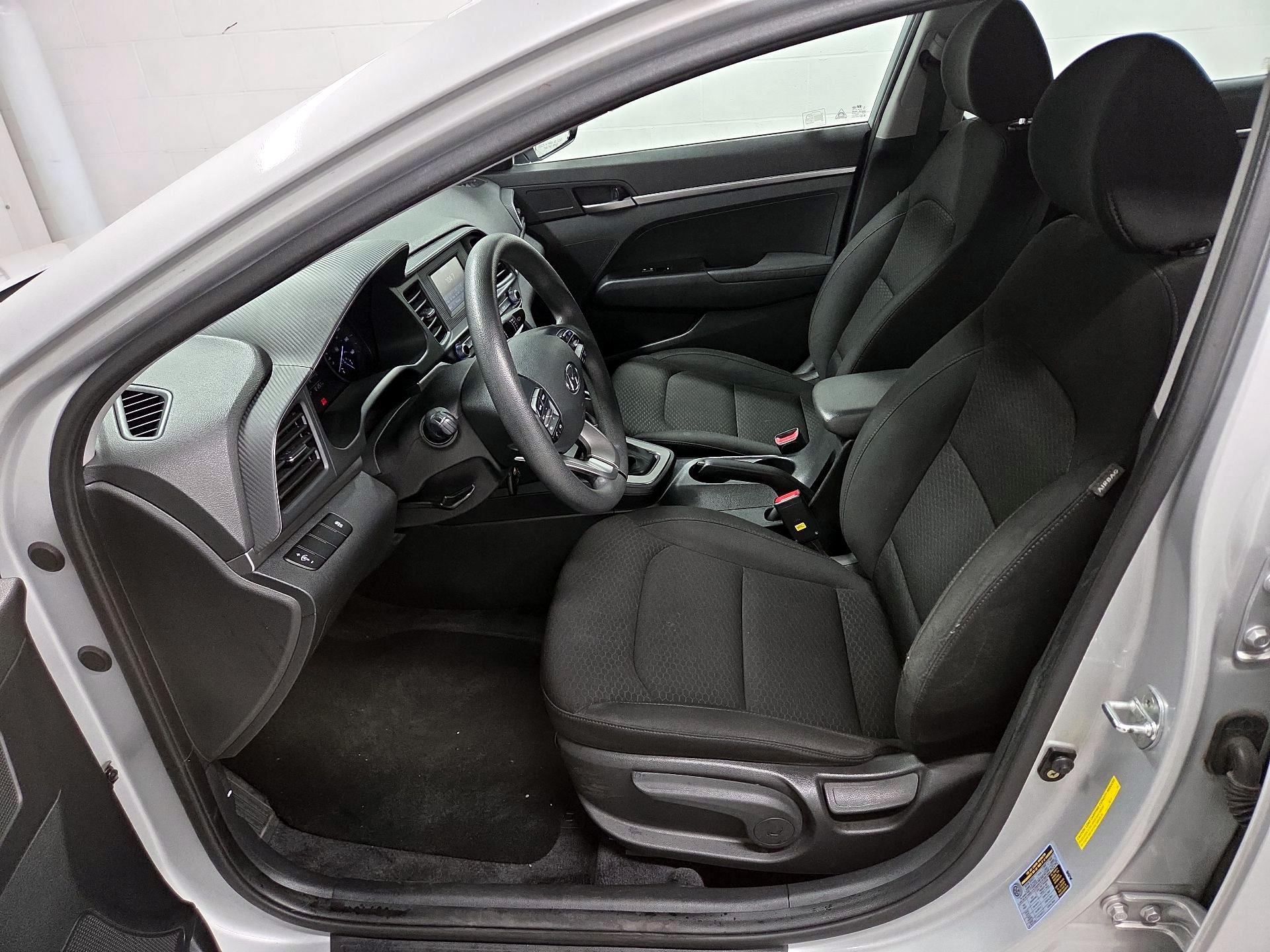 Thumbnail: 2019 Hyundai Elantra - 11