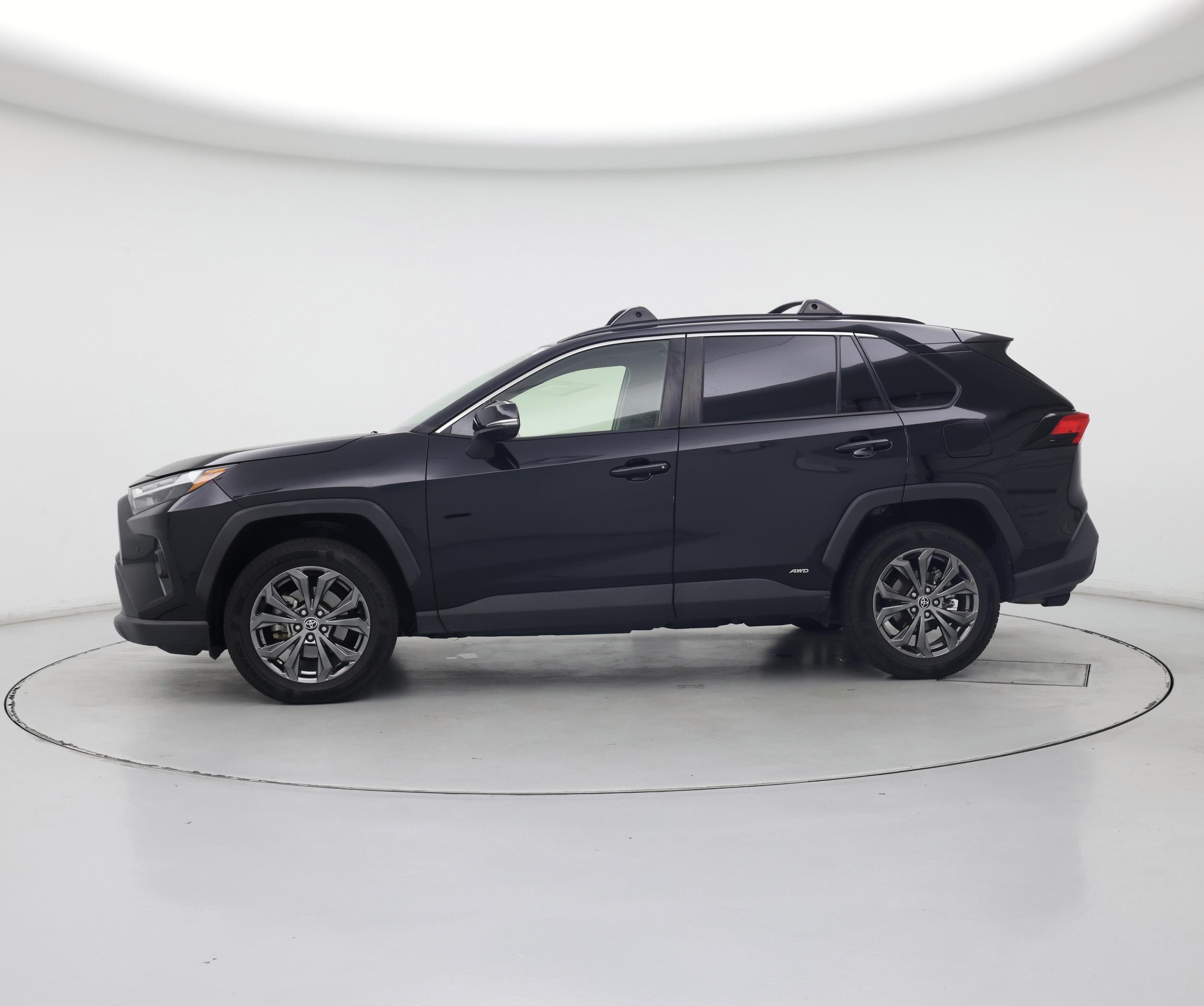 Thumbnail: 2024 Toyota RAV4 - 3
