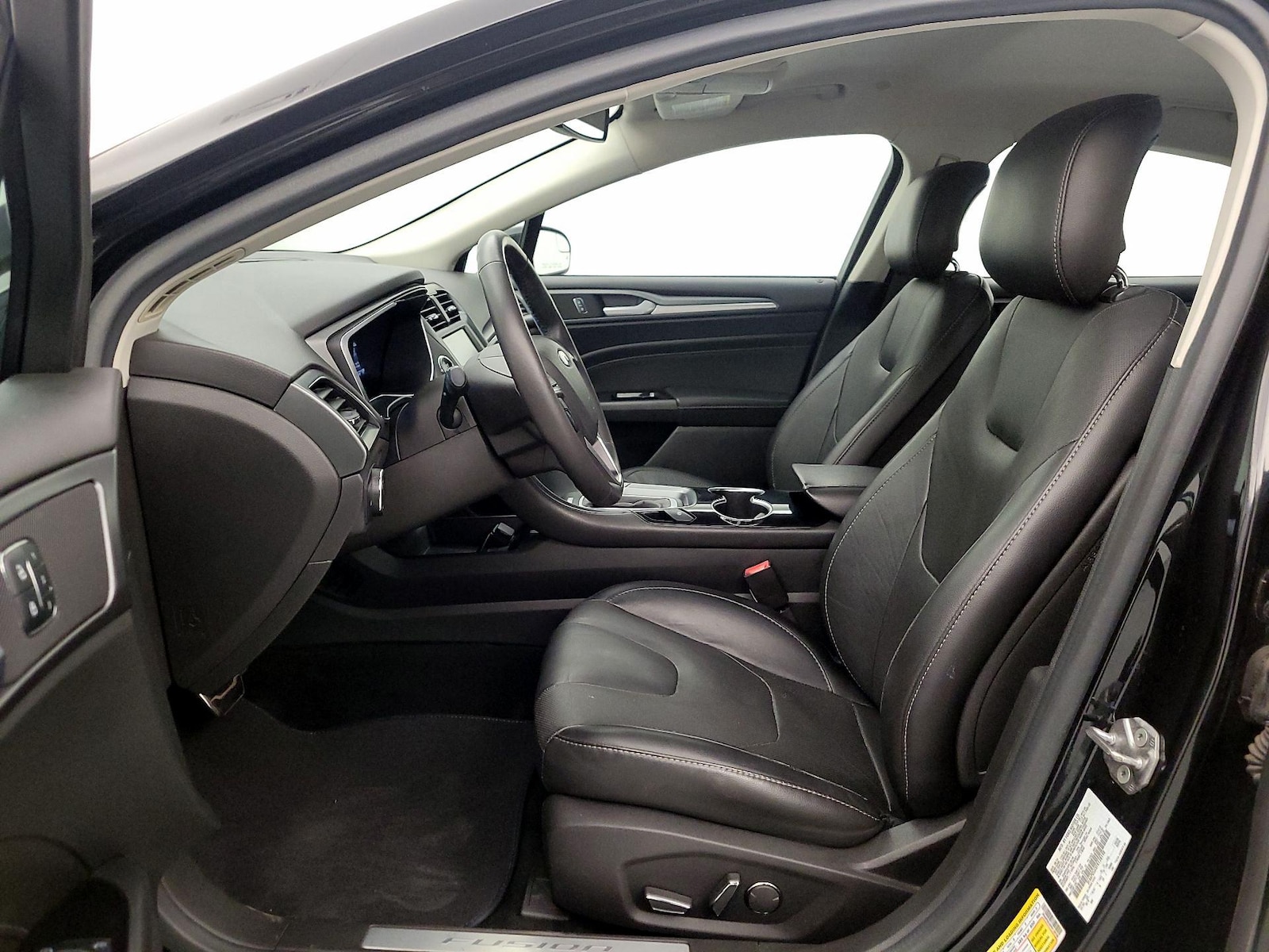 2015 Ford Fusion Energi Titanium - Photo 12