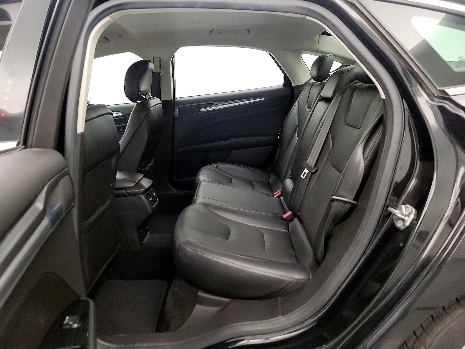 2015 Ford Fusion Energi Titanium - Photo 21