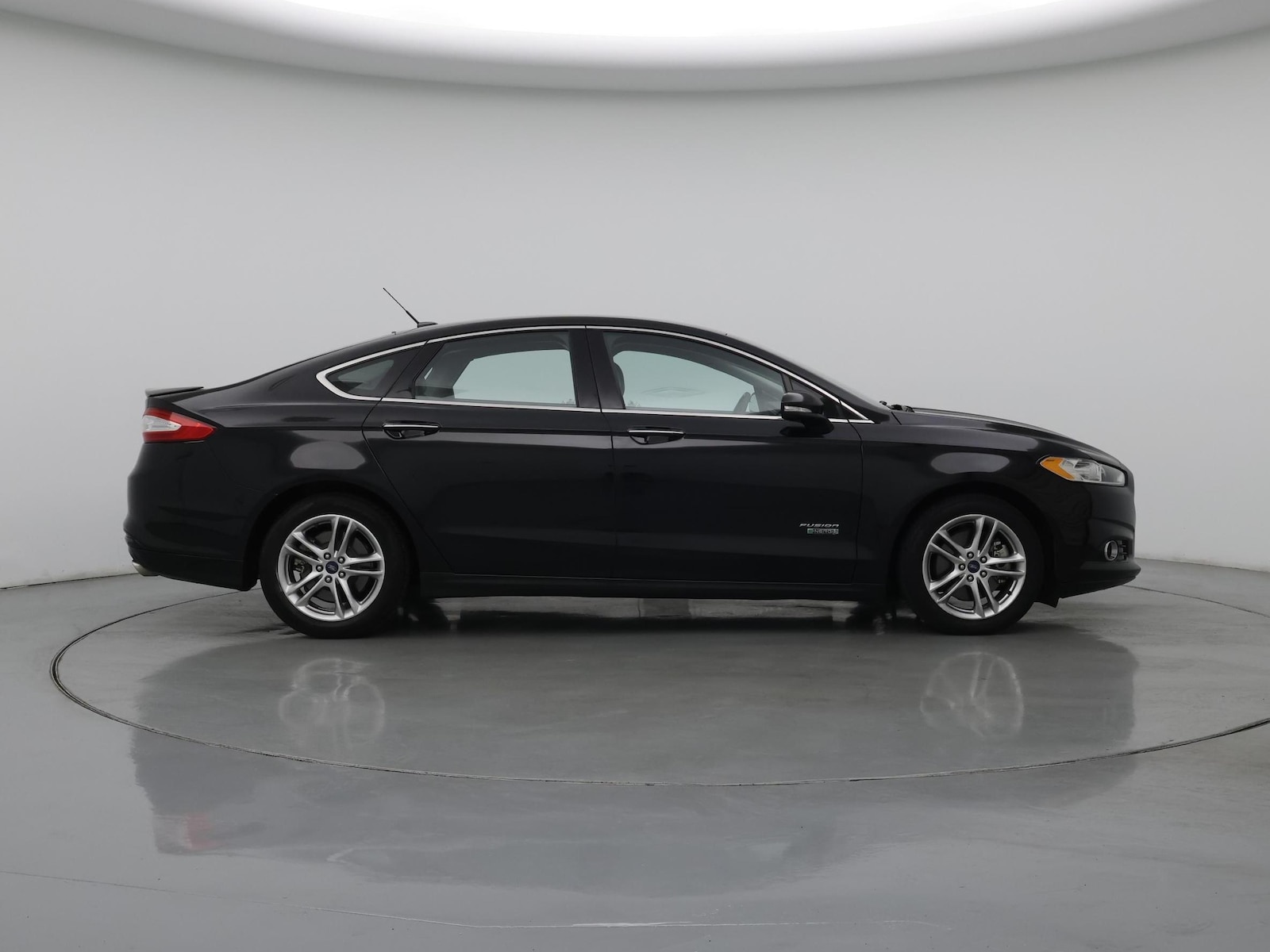 2015 Ford Fusion Energi Titanium - Photo 8