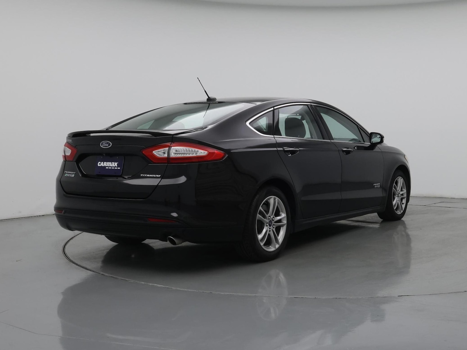 2015 Ford Fusion Energi Titanium - Photo 9