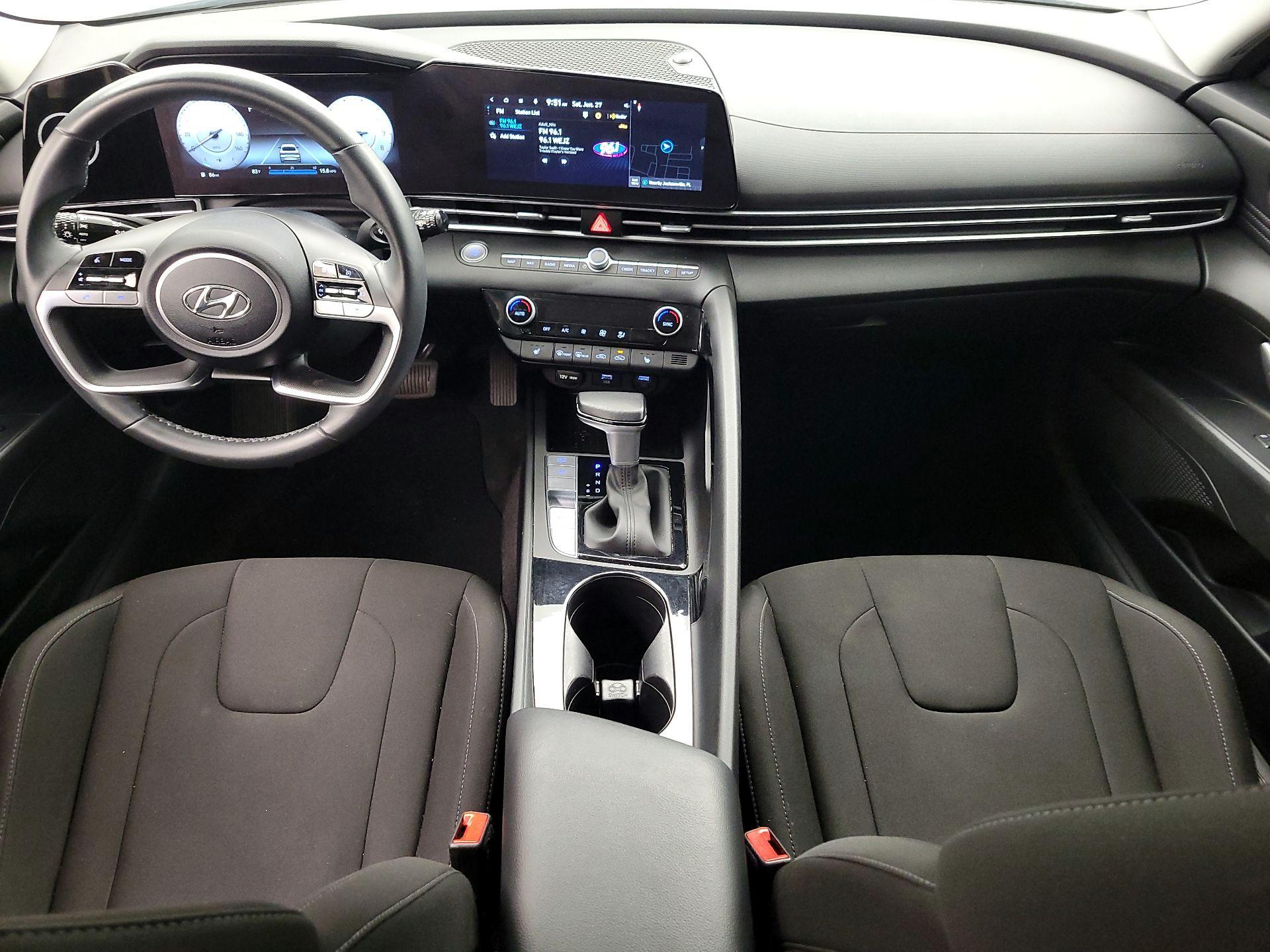 Thumbnail: 2023 Hyundai Elantra - 9