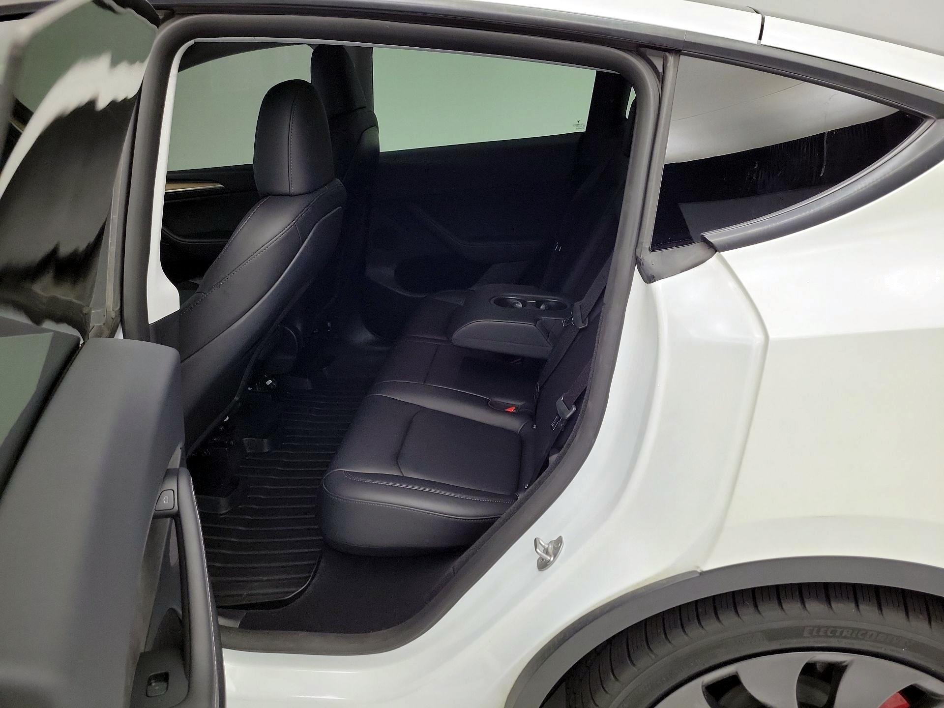 Thumbnail: 2023 Tesla Model Y - 20