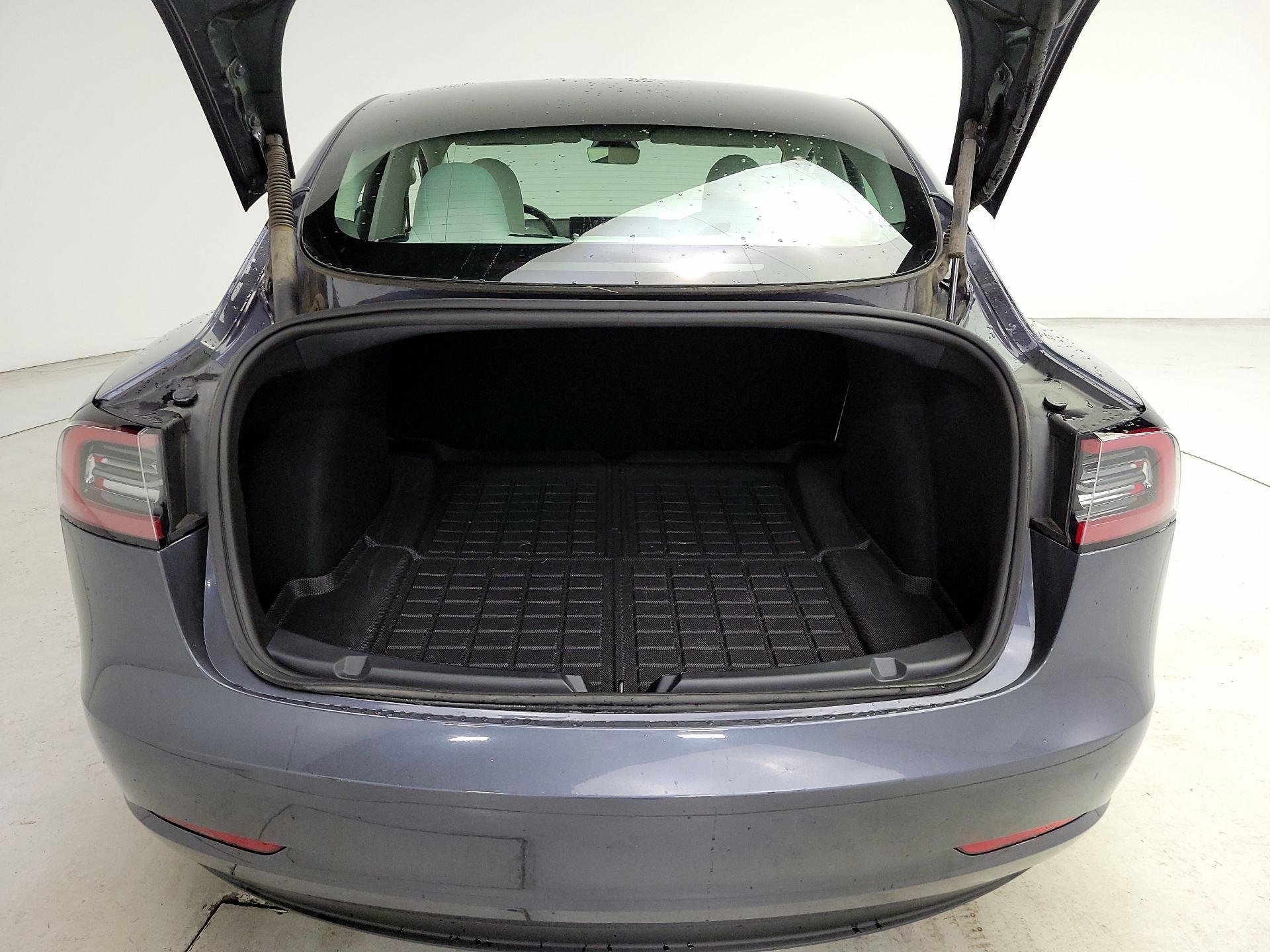 Thumbnail: 2023 Tesla Model 3 - 20