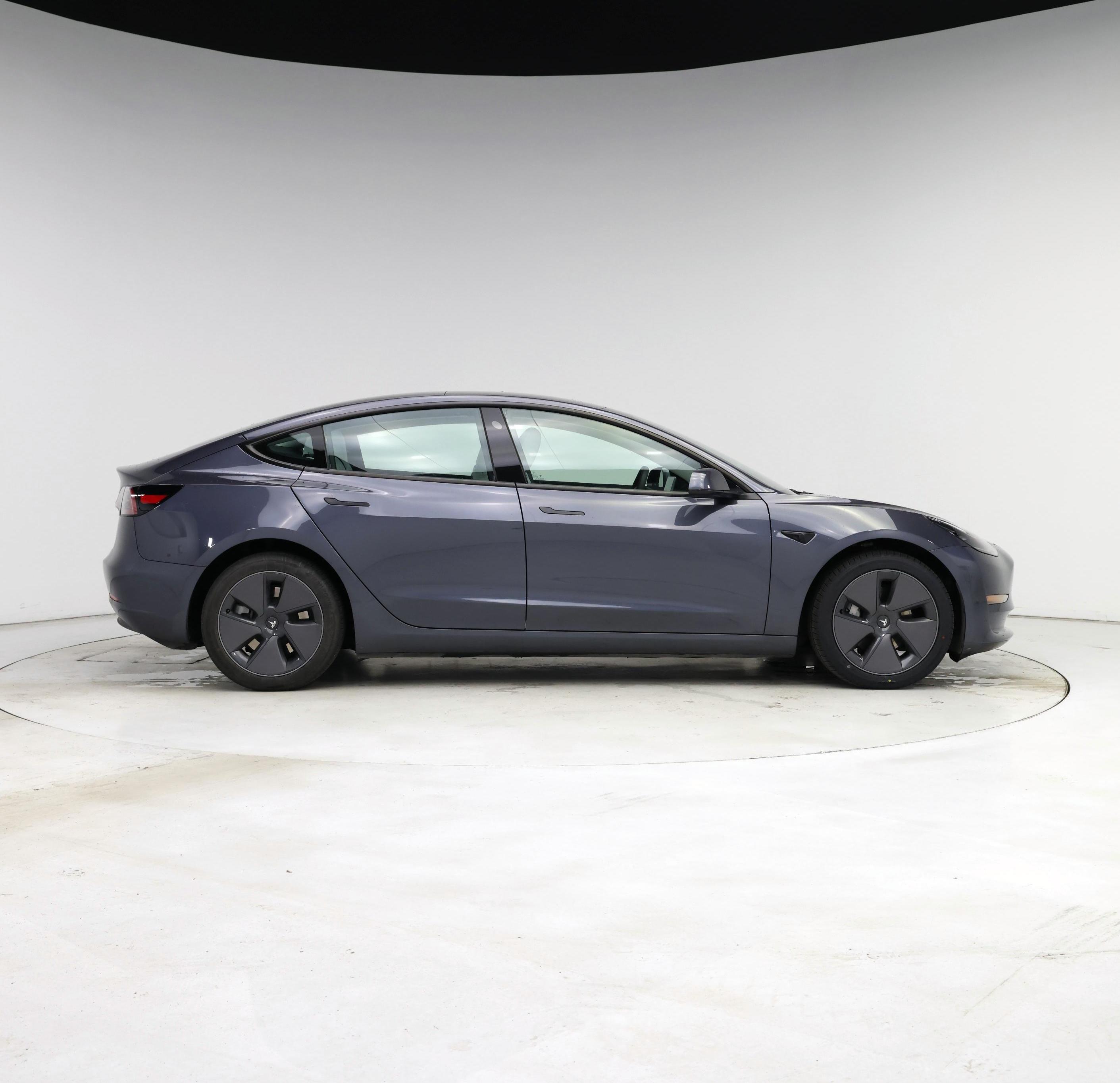 Thumbnail: 2023 Tesla Model 3 - 7